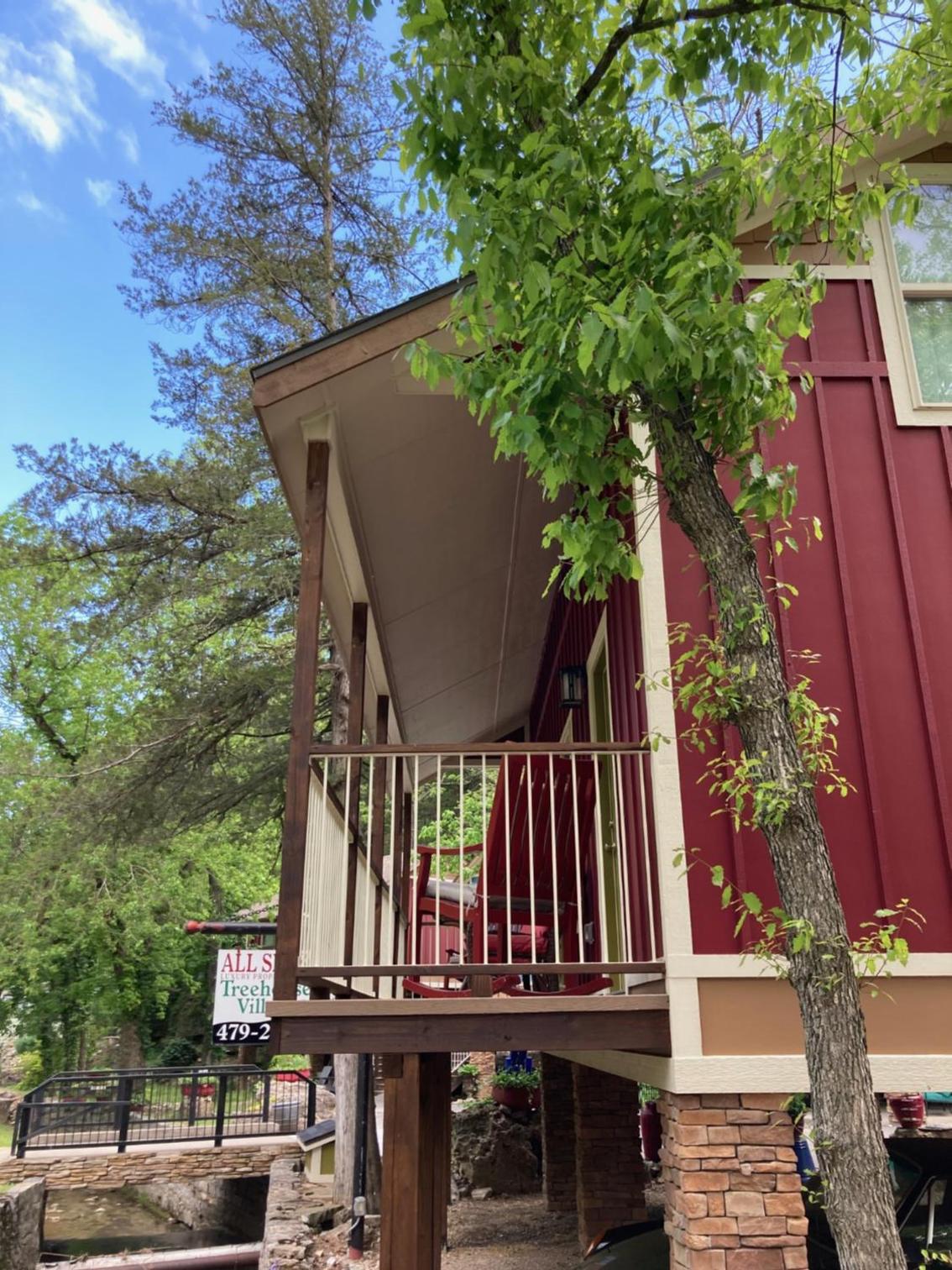 All Seasons Treehouse Village