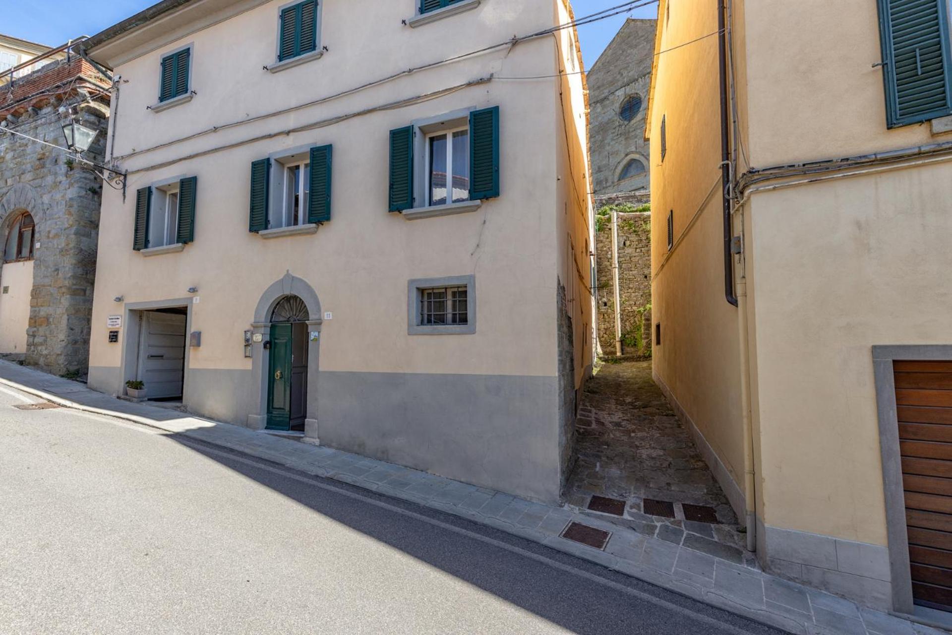 Hotel Tina’s House - Image 1