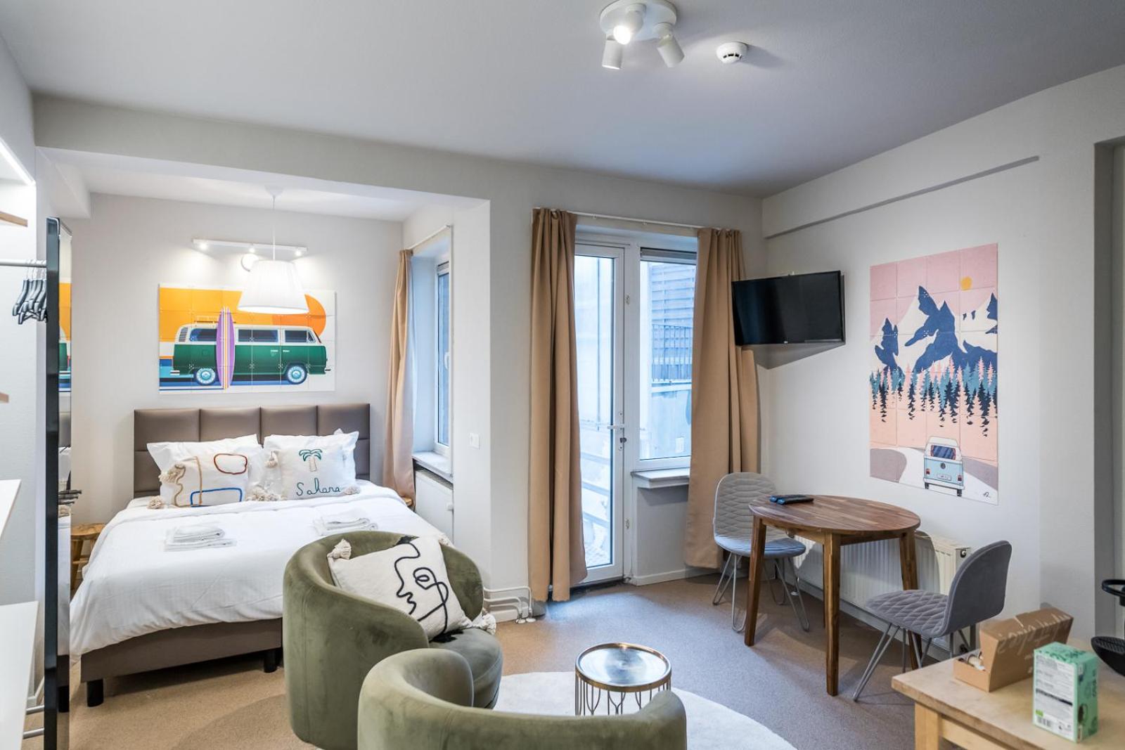 hotel room
