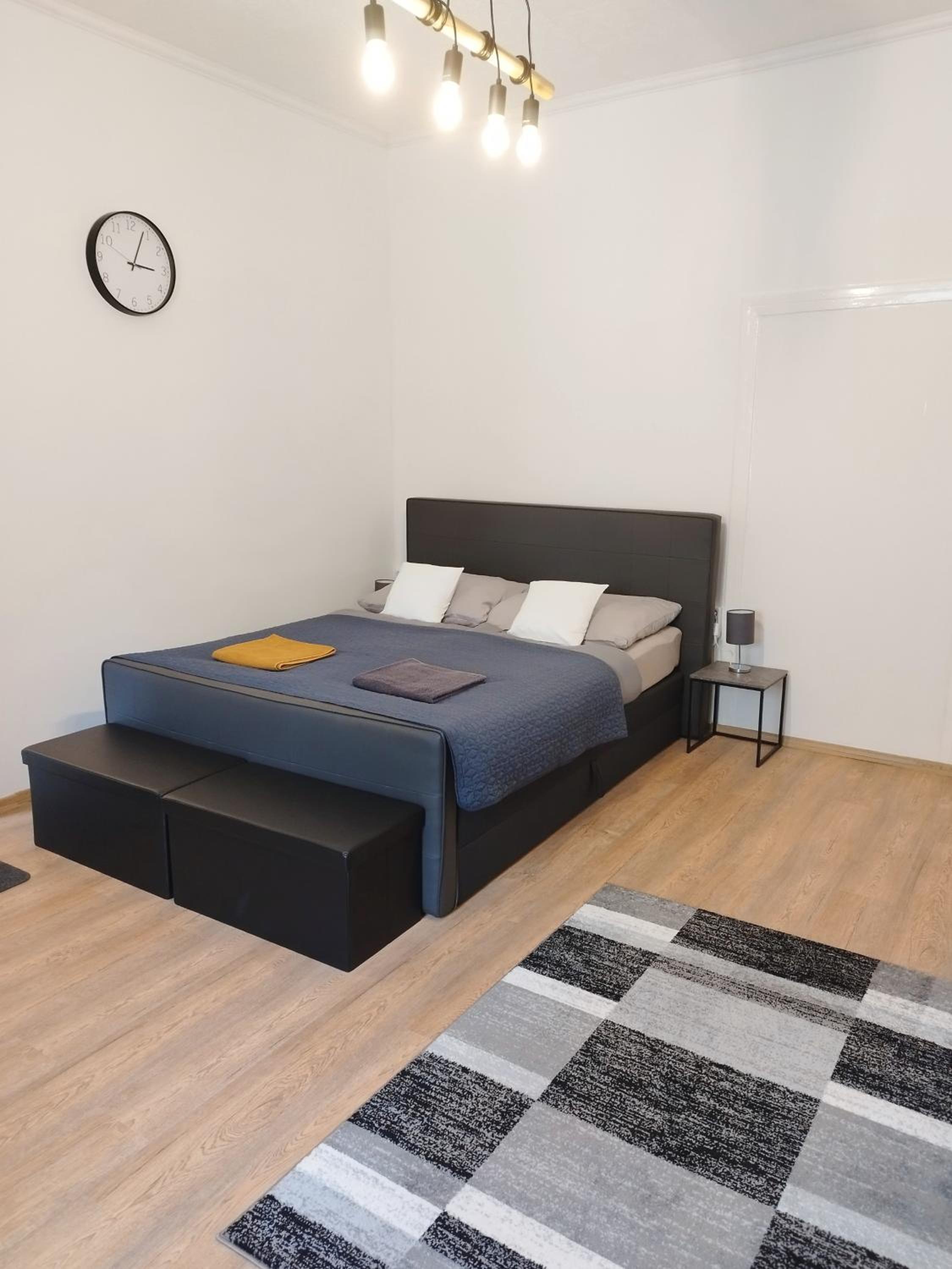 Holling apartman