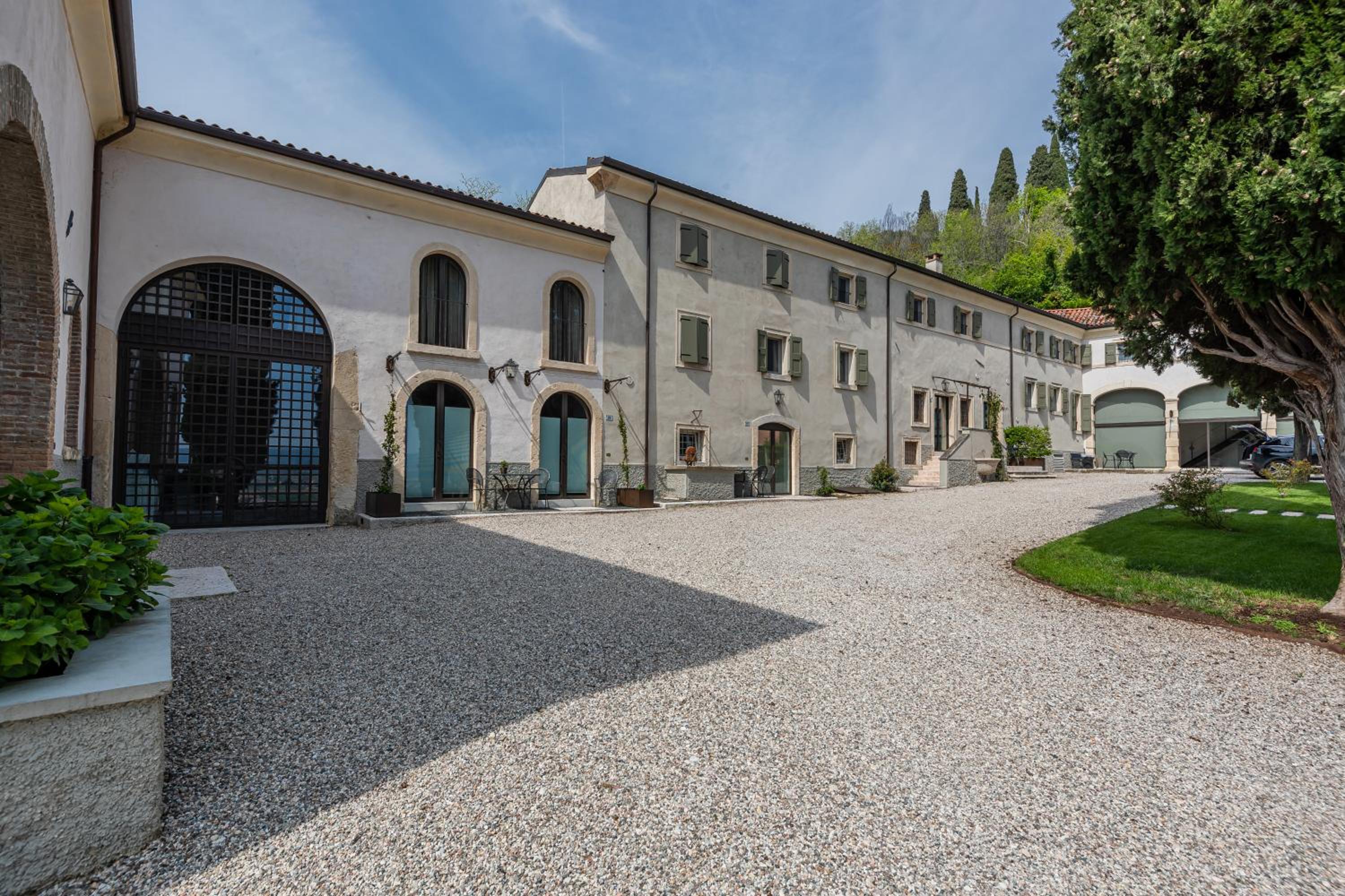 Relais Le Coste view 4
