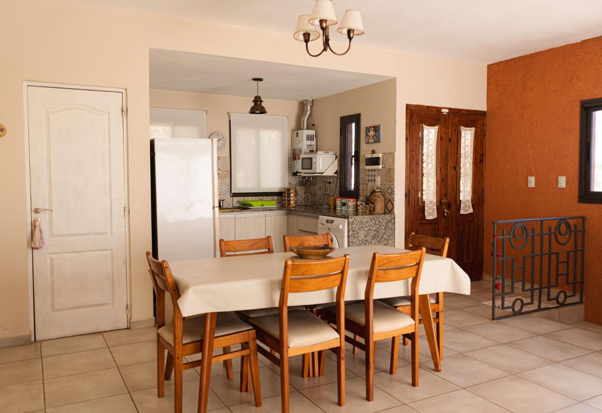 Bella Vista Casa con pileta y terraza