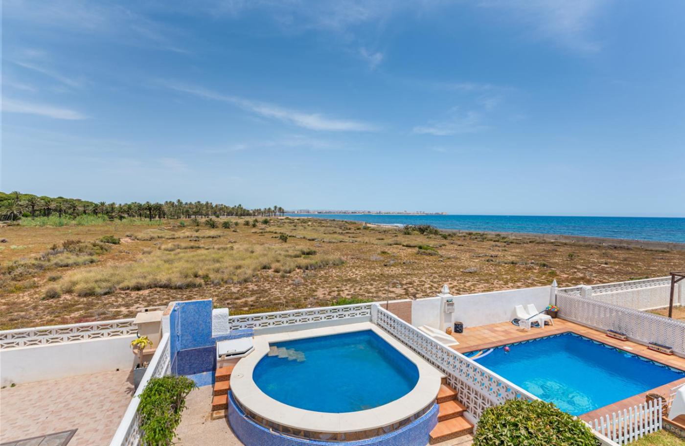 Beautiful house with sea views and private pool