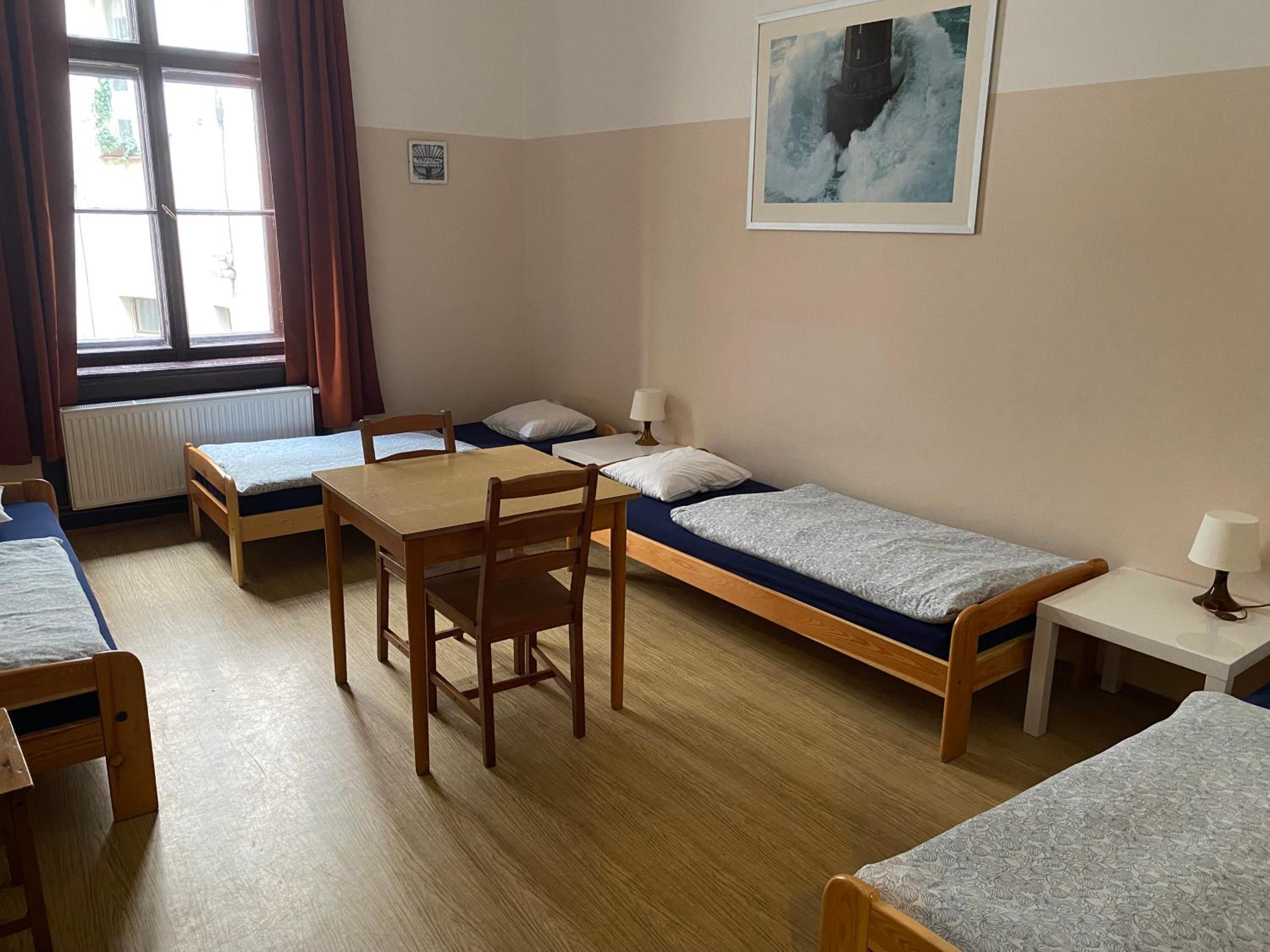 Hostel EMMA