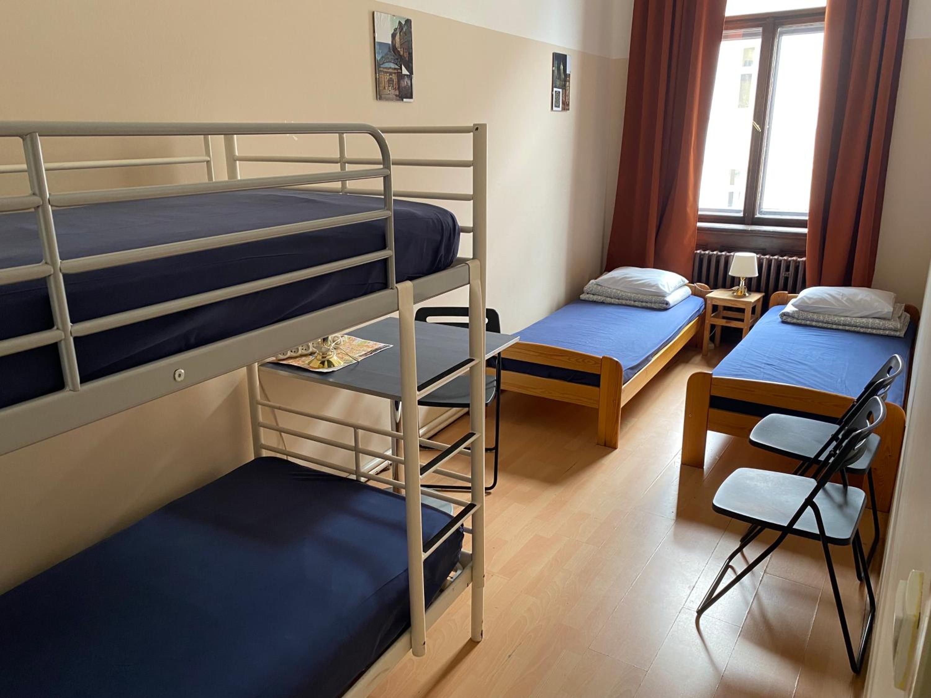 Hostel EMMA