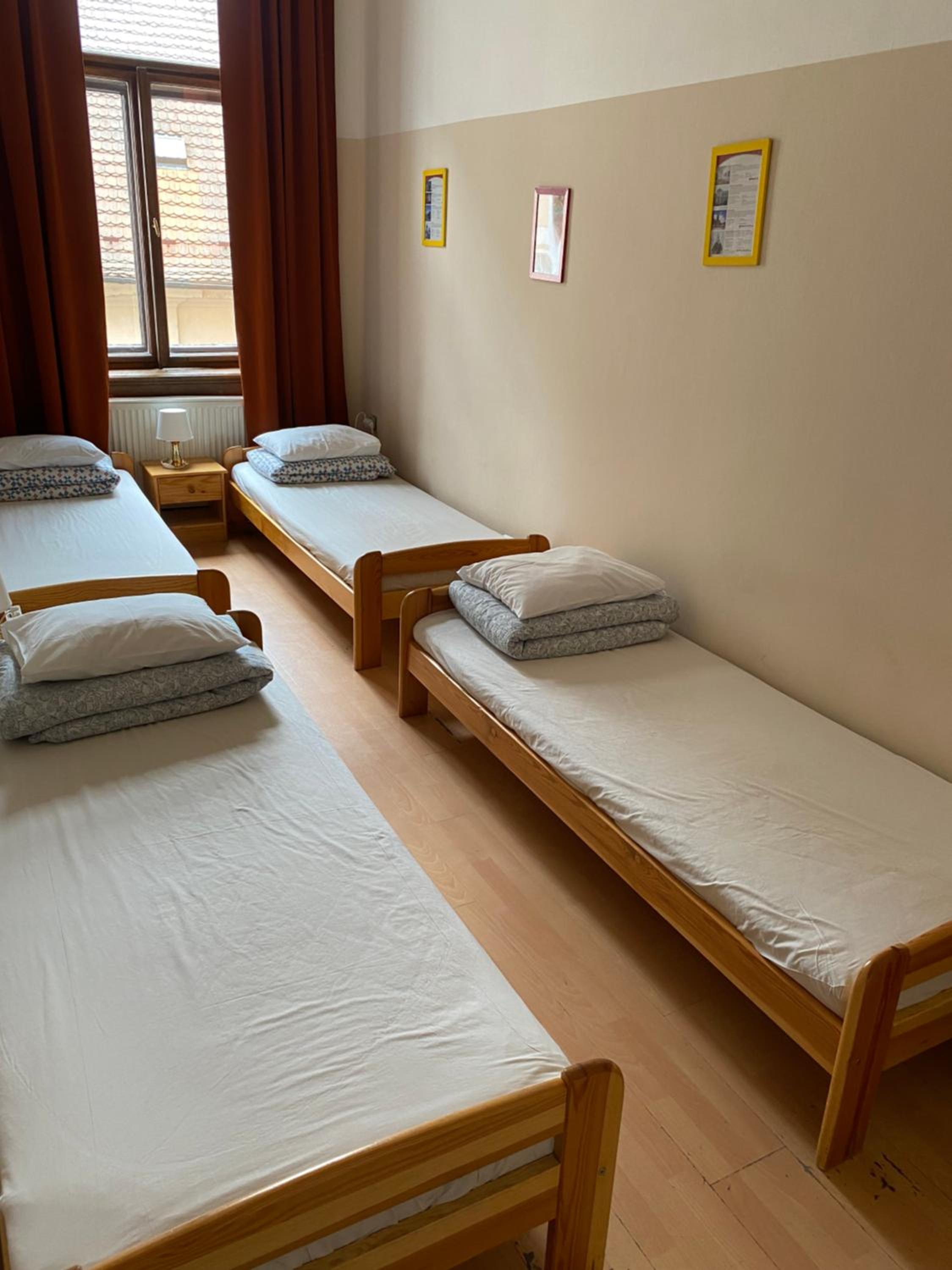 Hostel EMMA