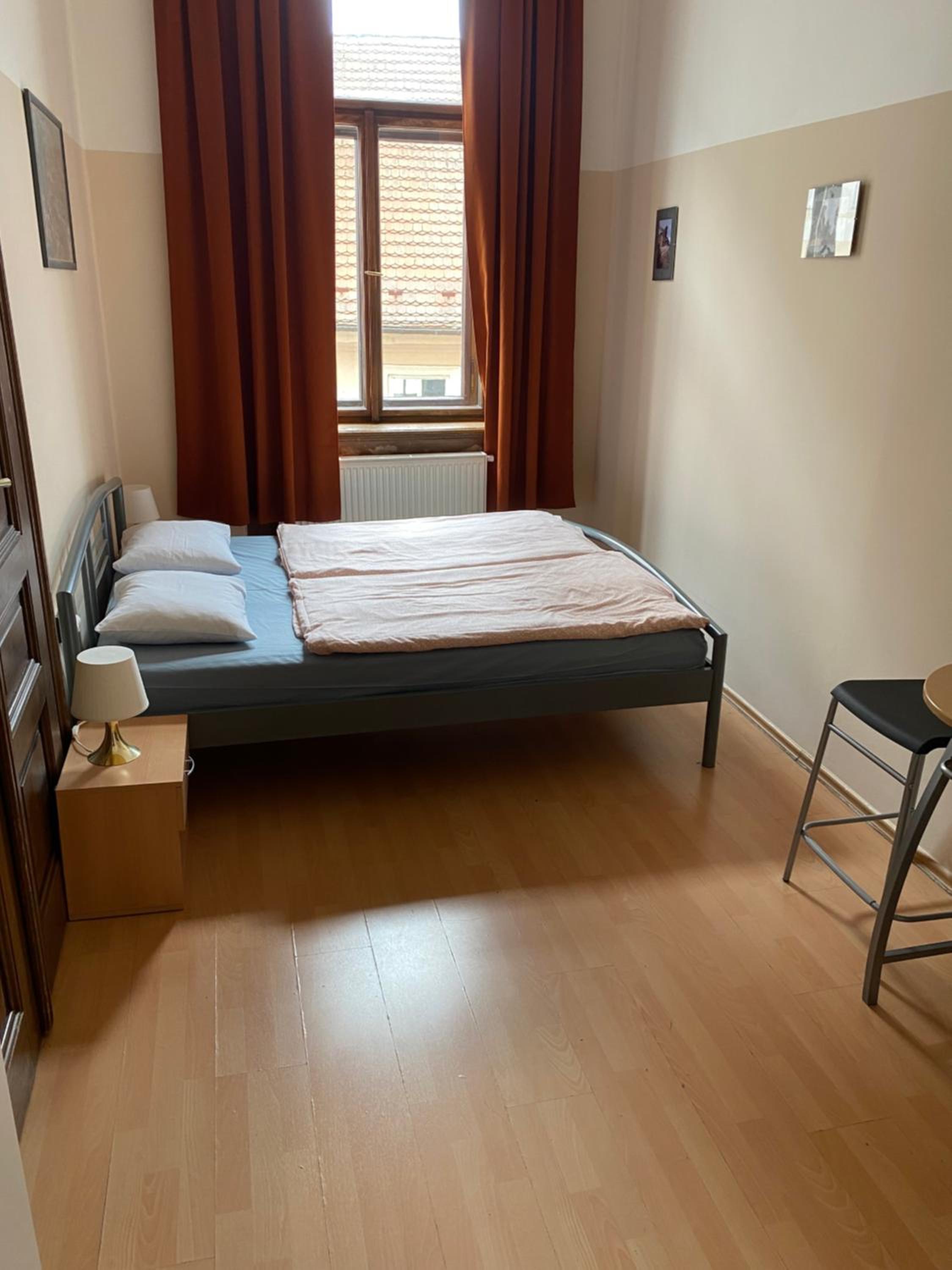 Hostel EMMA