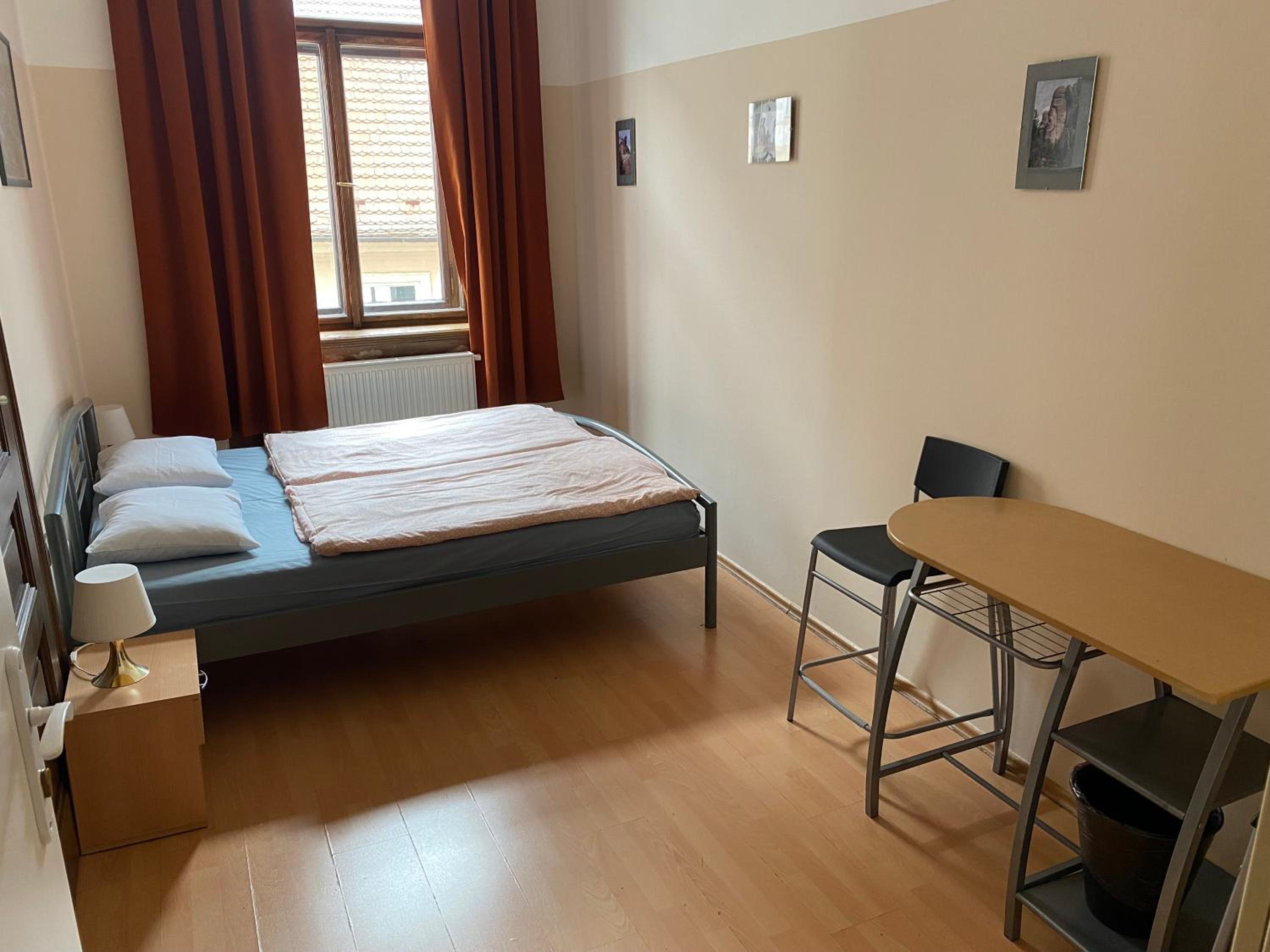 Hostel EMMA