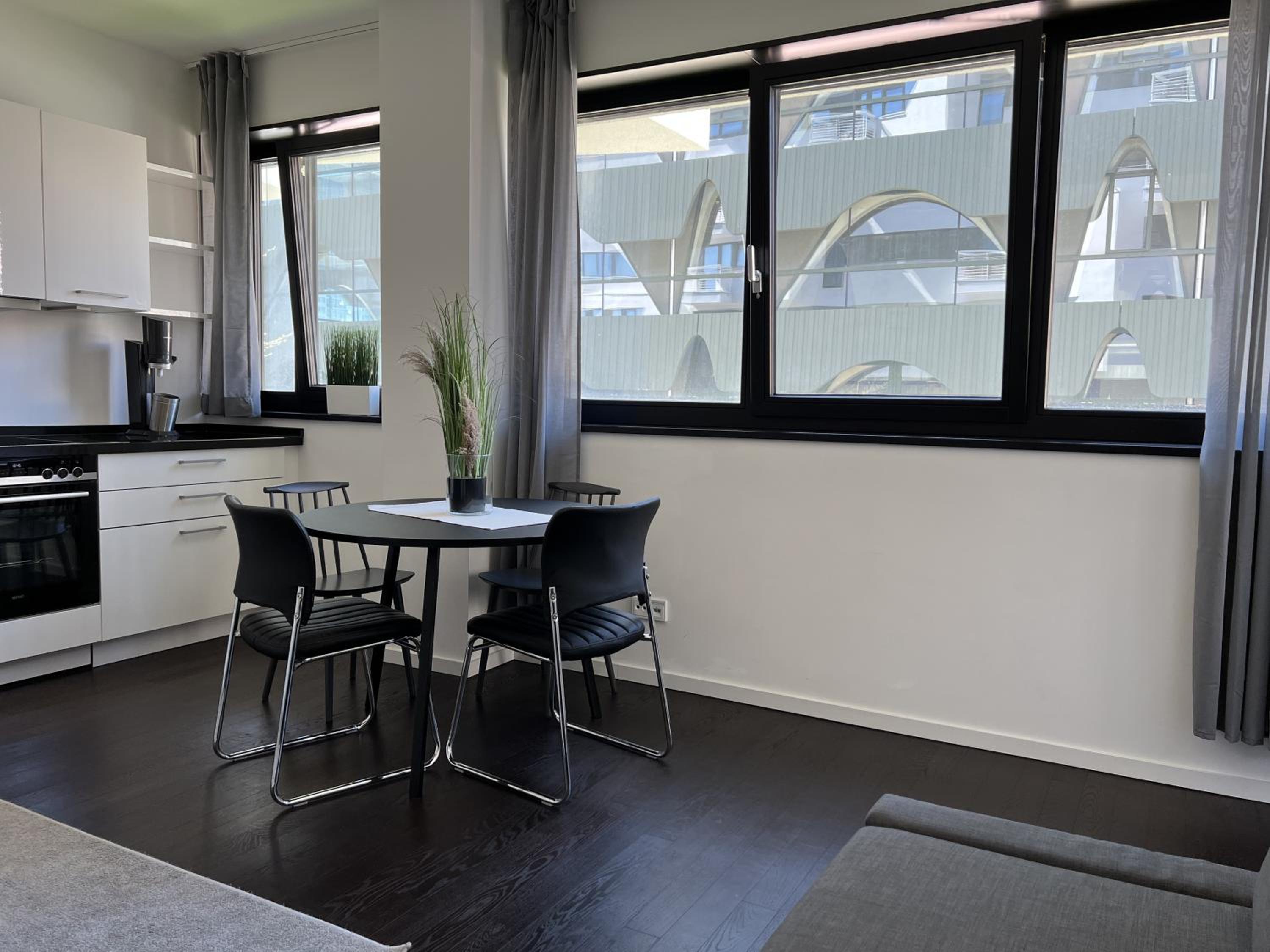 Luxury Waterfront Apartment