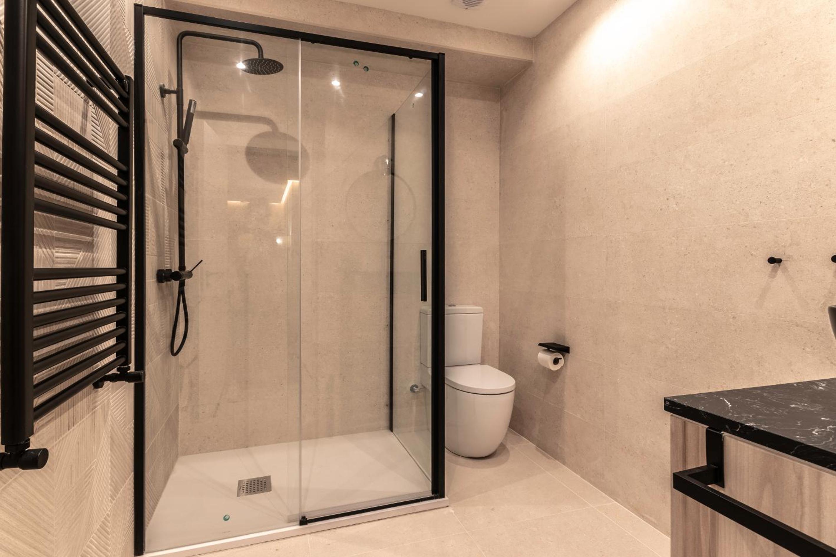 New! Lovely 4-Bedroom Loft in Bilbao