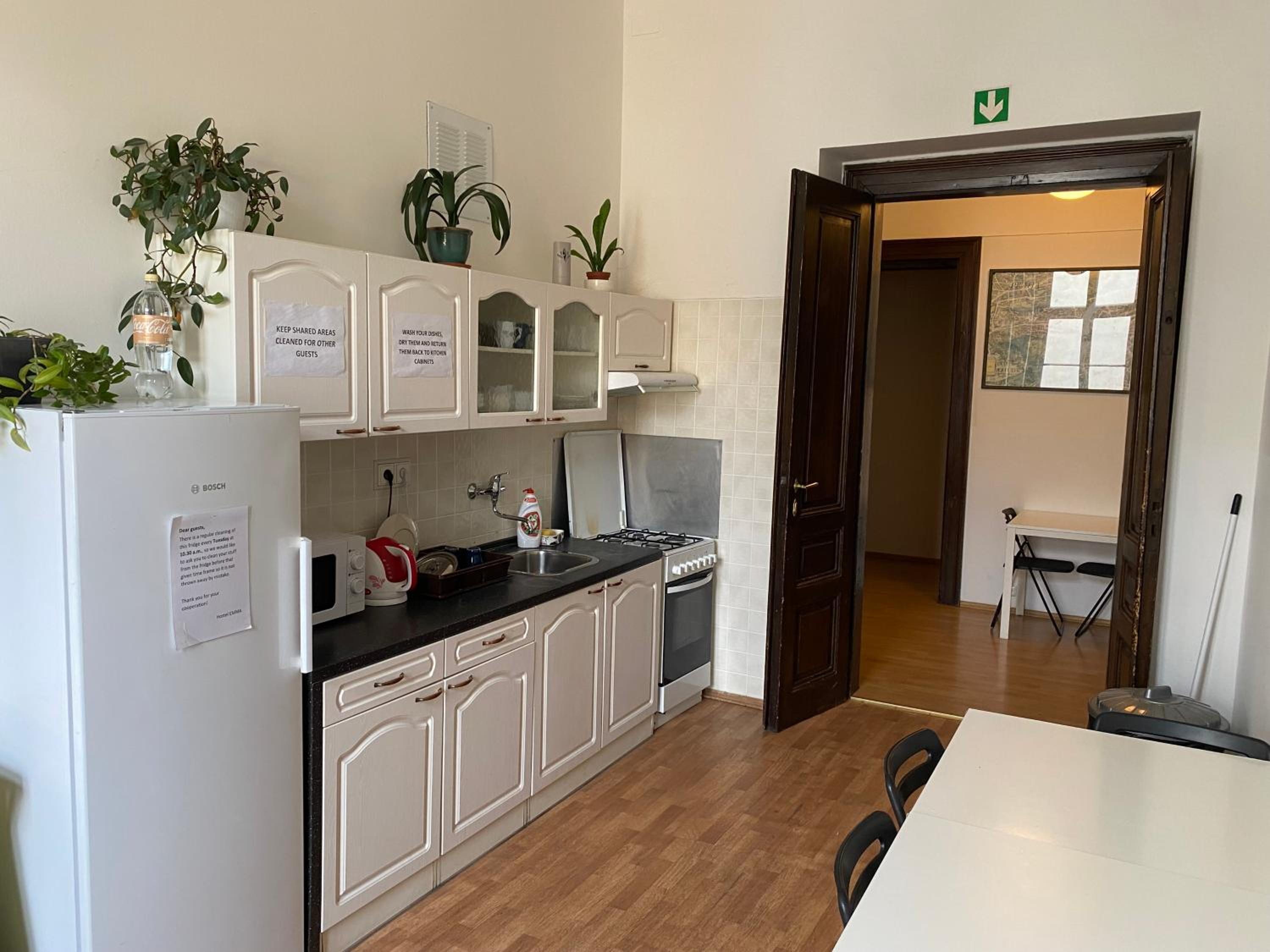 Hostel EMMA