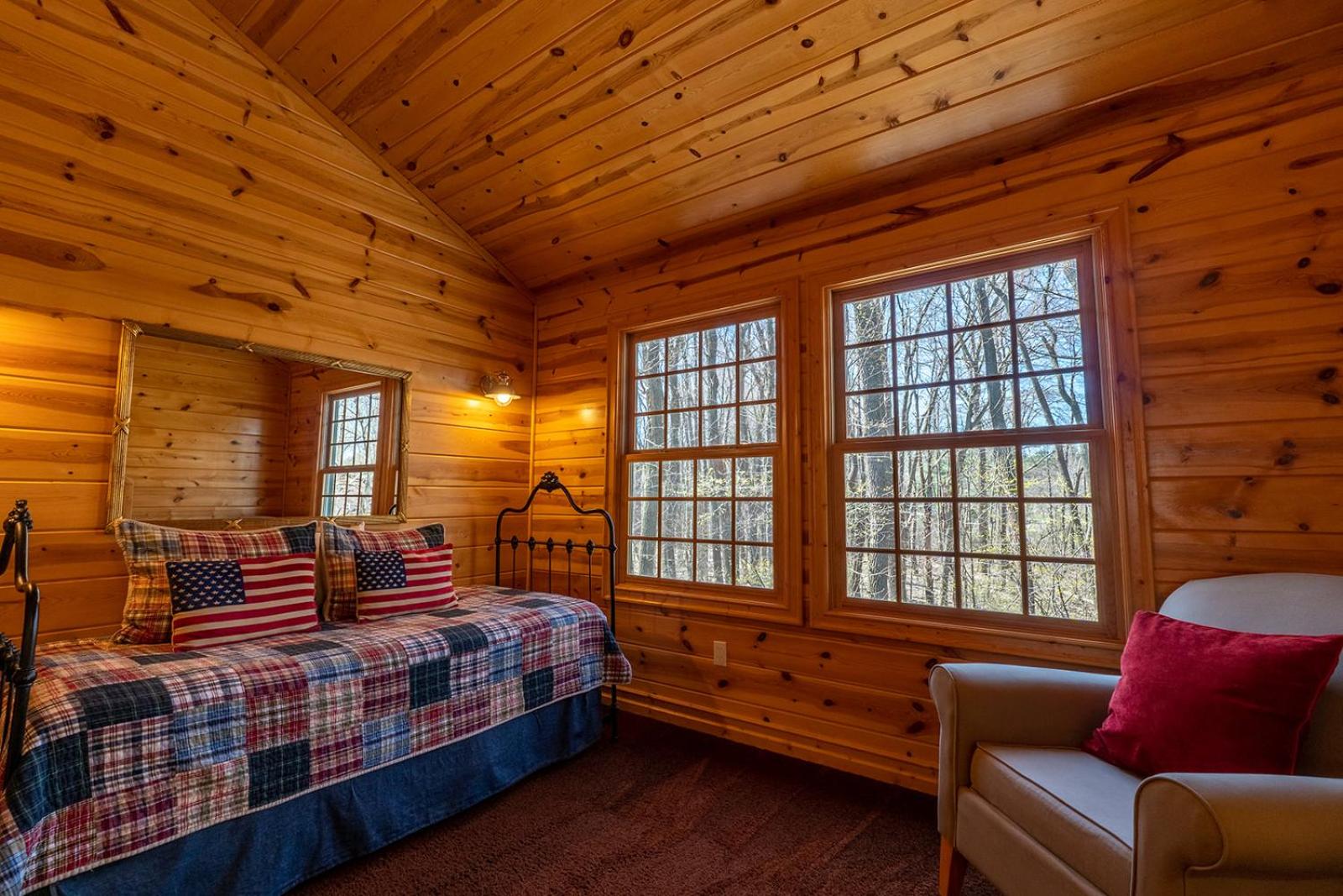 Cedarwood Lodge