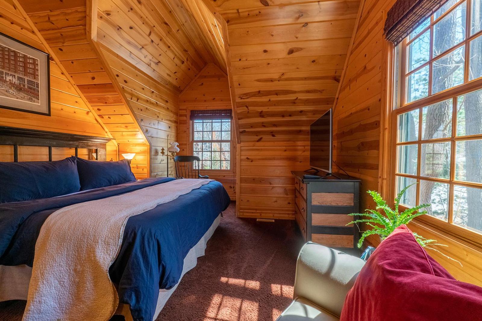 Cedarwood Lodge