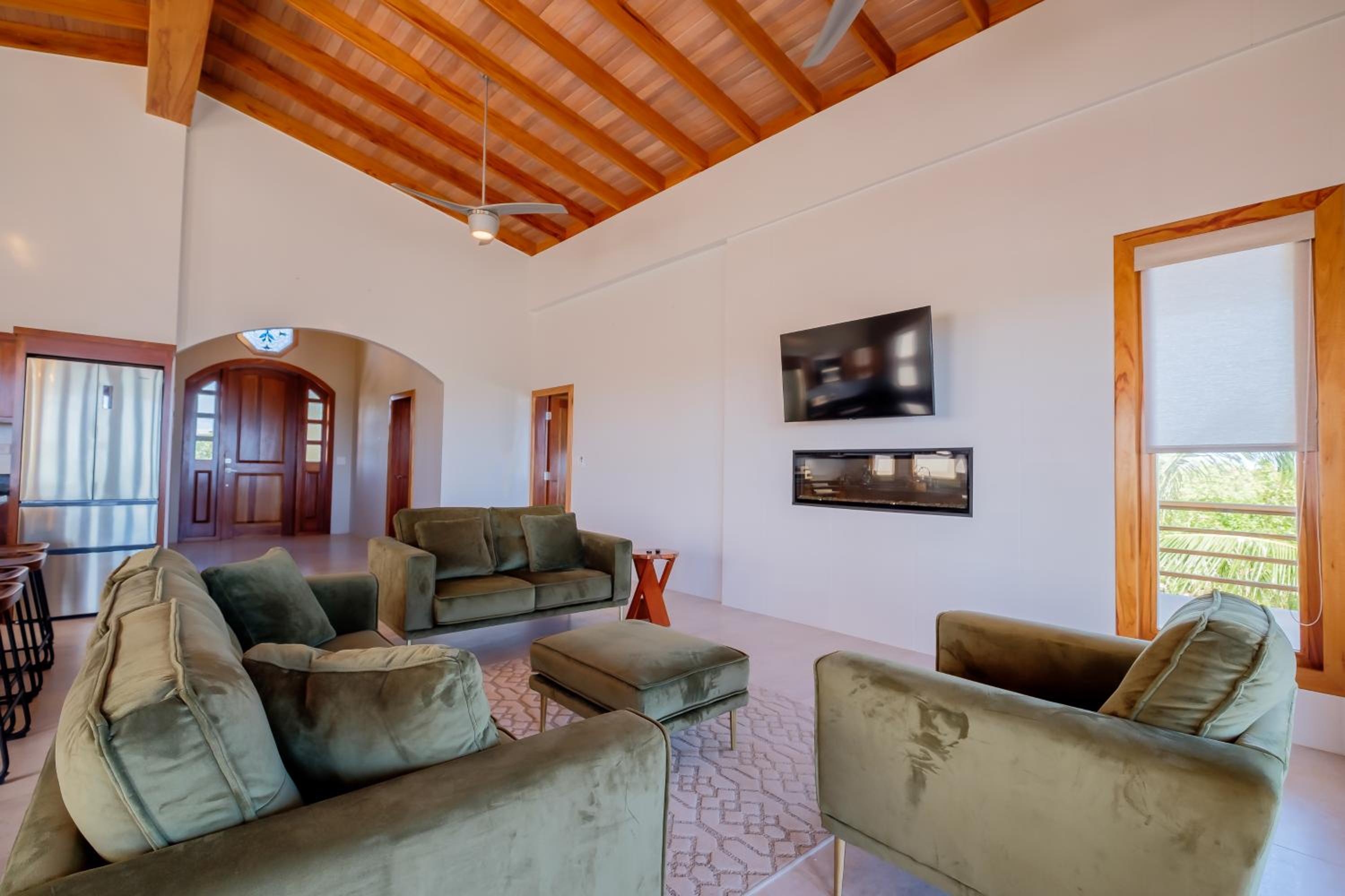 Suite 2 at Island Pearl Gold Standard Certified