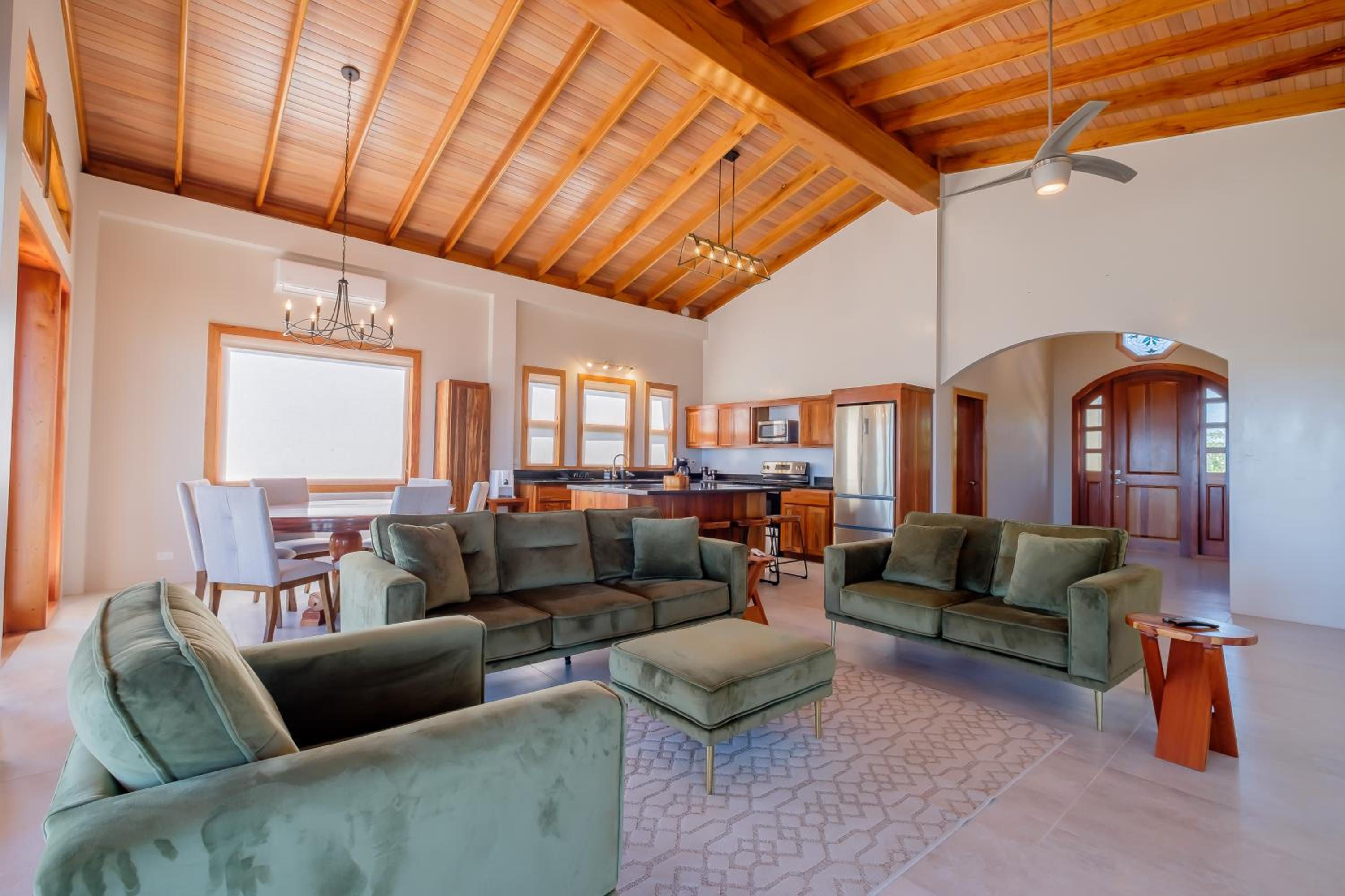 Suite 2 at Island Pearl Gold Standard Certified