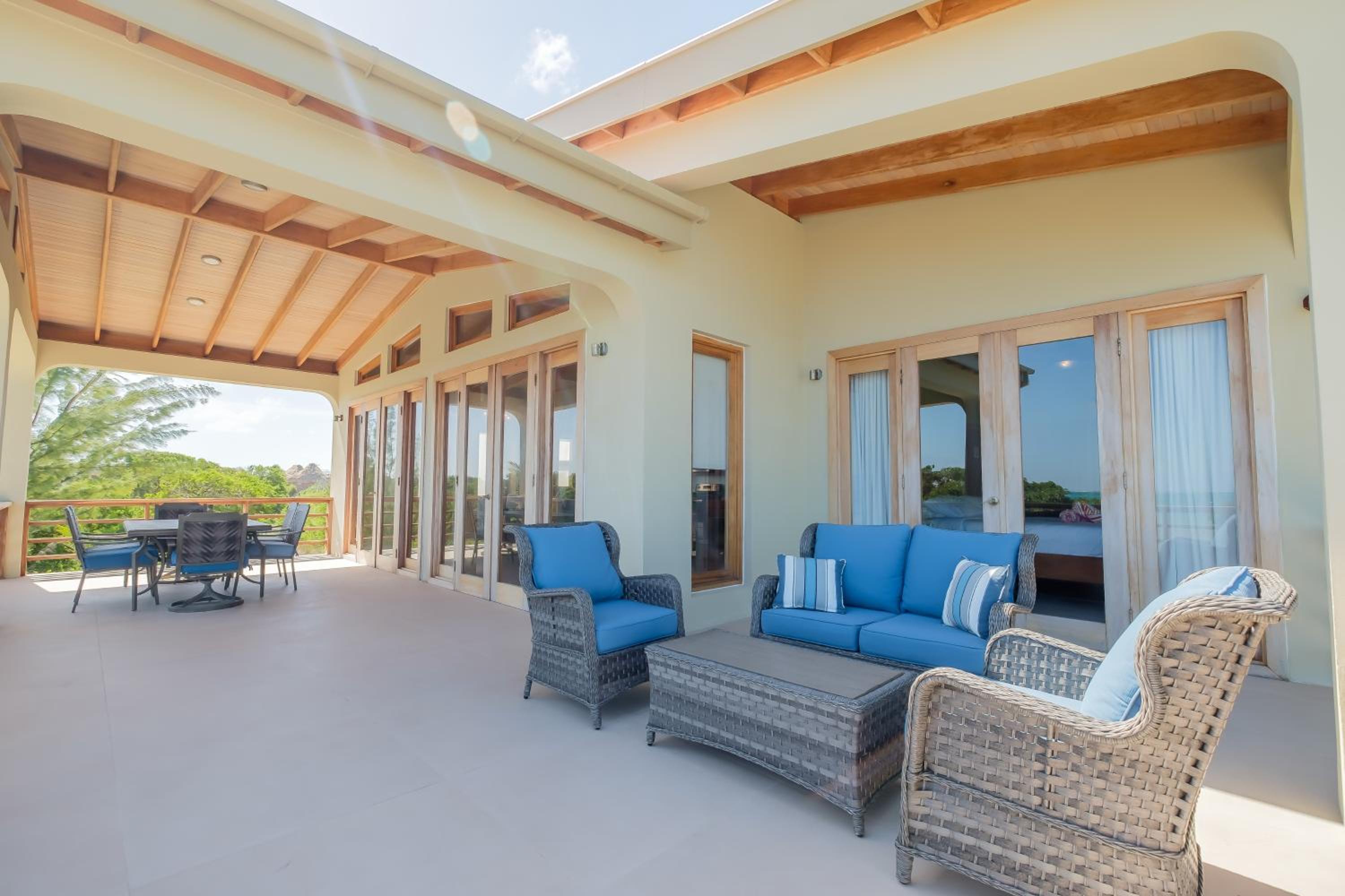 Suite 2 at Island Pearl Gold Standard Certified
