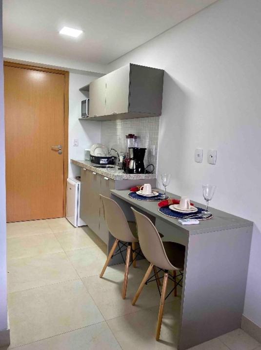Flat encantador no Manaira Apart Hotel 1301