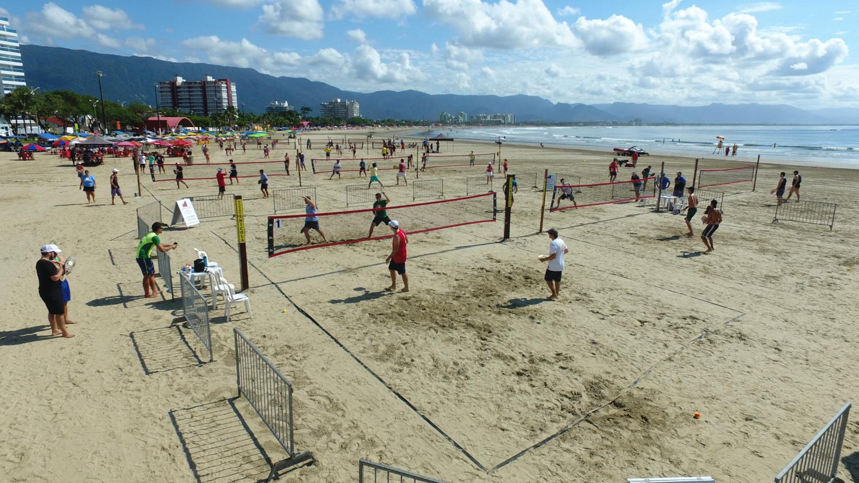 Casa Master Pé na Areia com Piscina Wifi