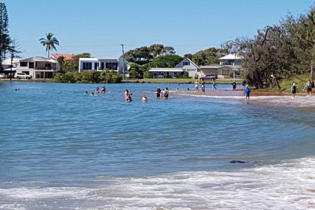 Anchors Away at Innes Park Opp Park & Beach dogs welcome inside