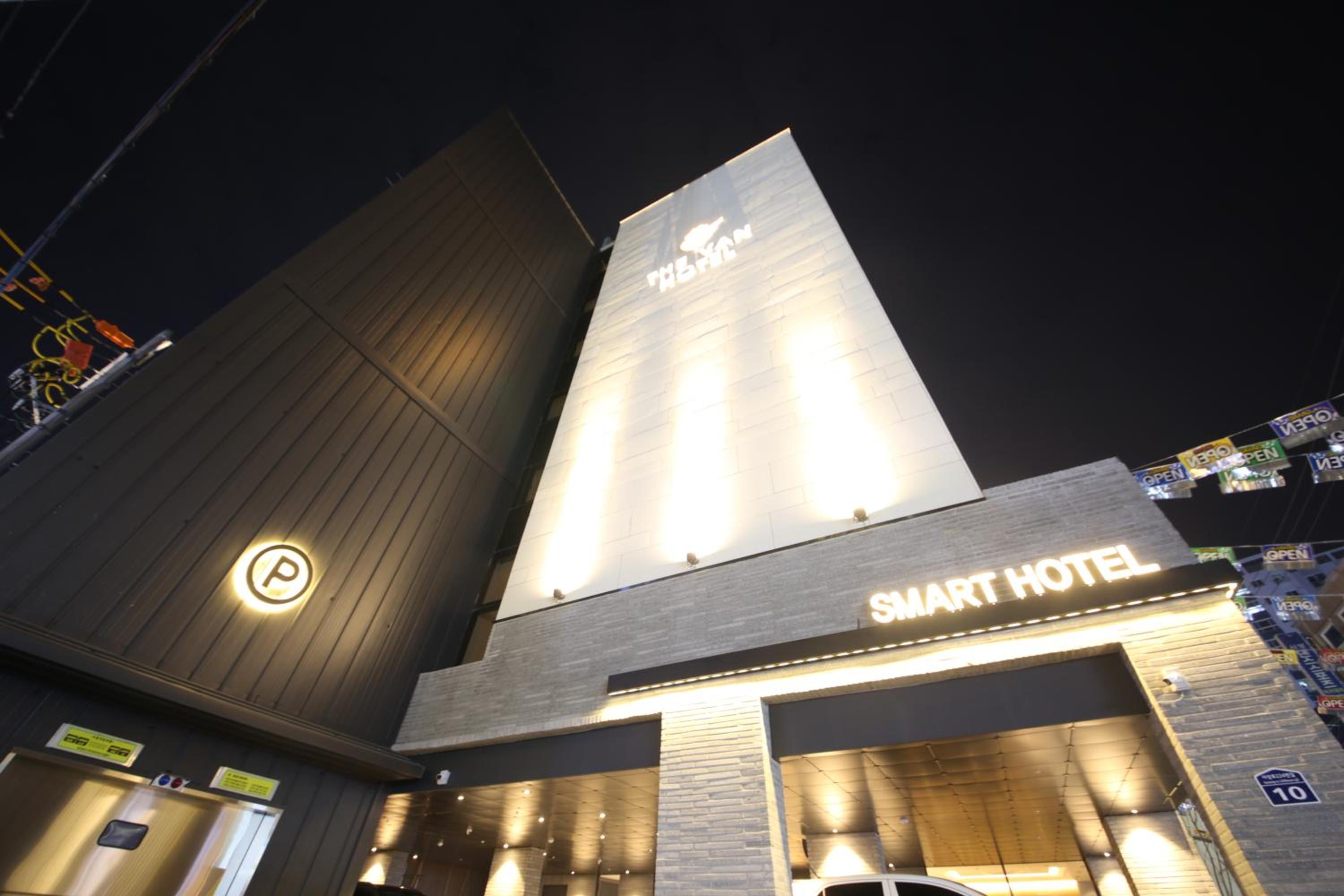 hotel building
