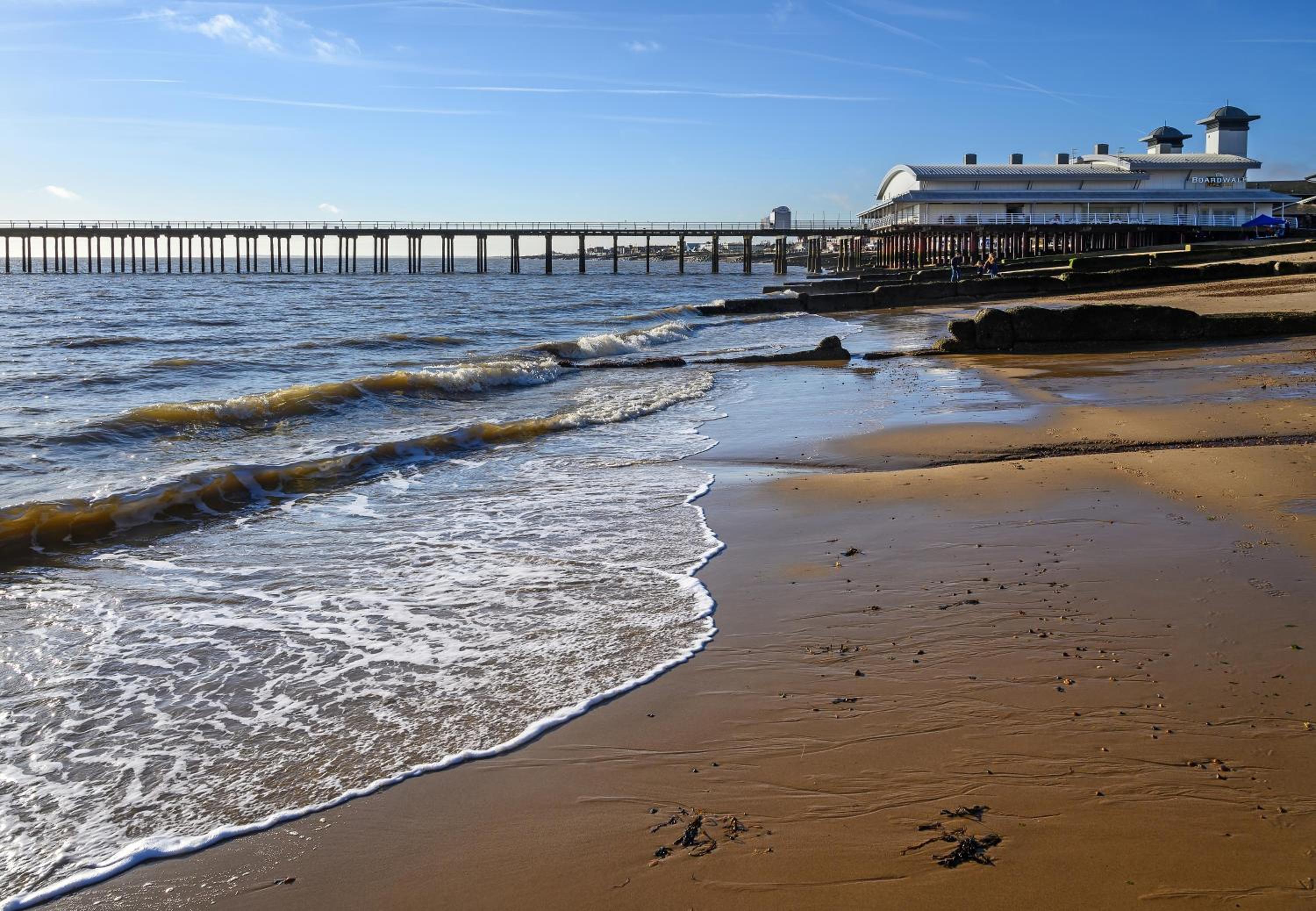 Luxury Lodge At Suffolk Sands Holiday Park Ref 45009Mv view 2