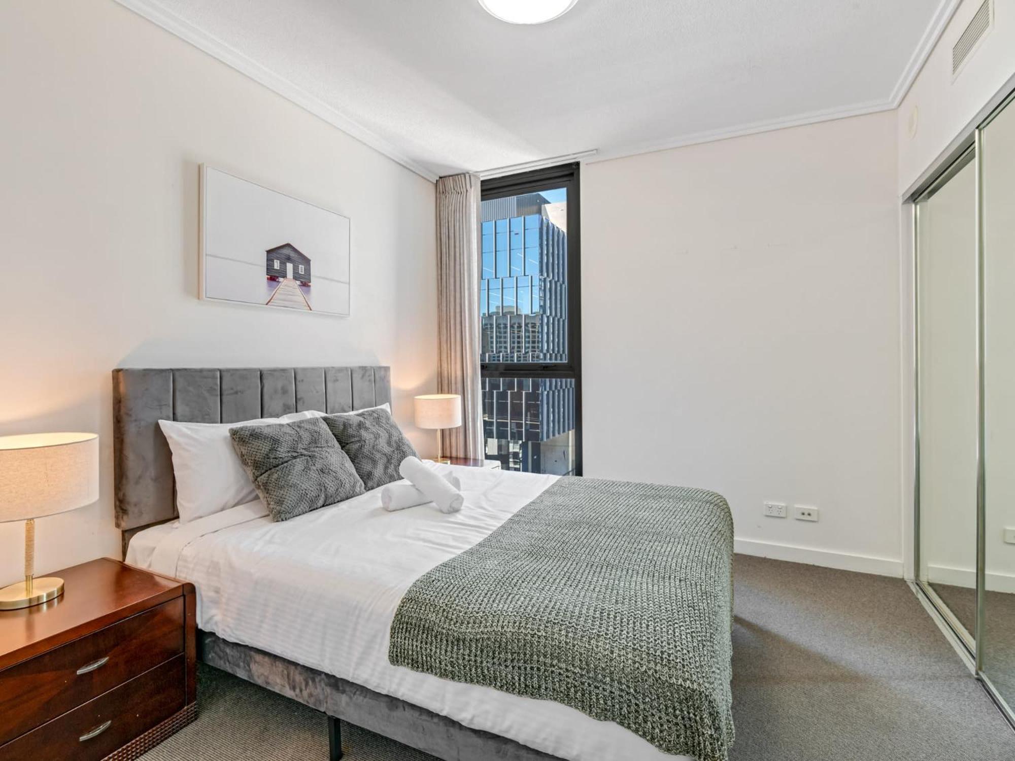 City Centre 3BR Apartment with Stunning Views