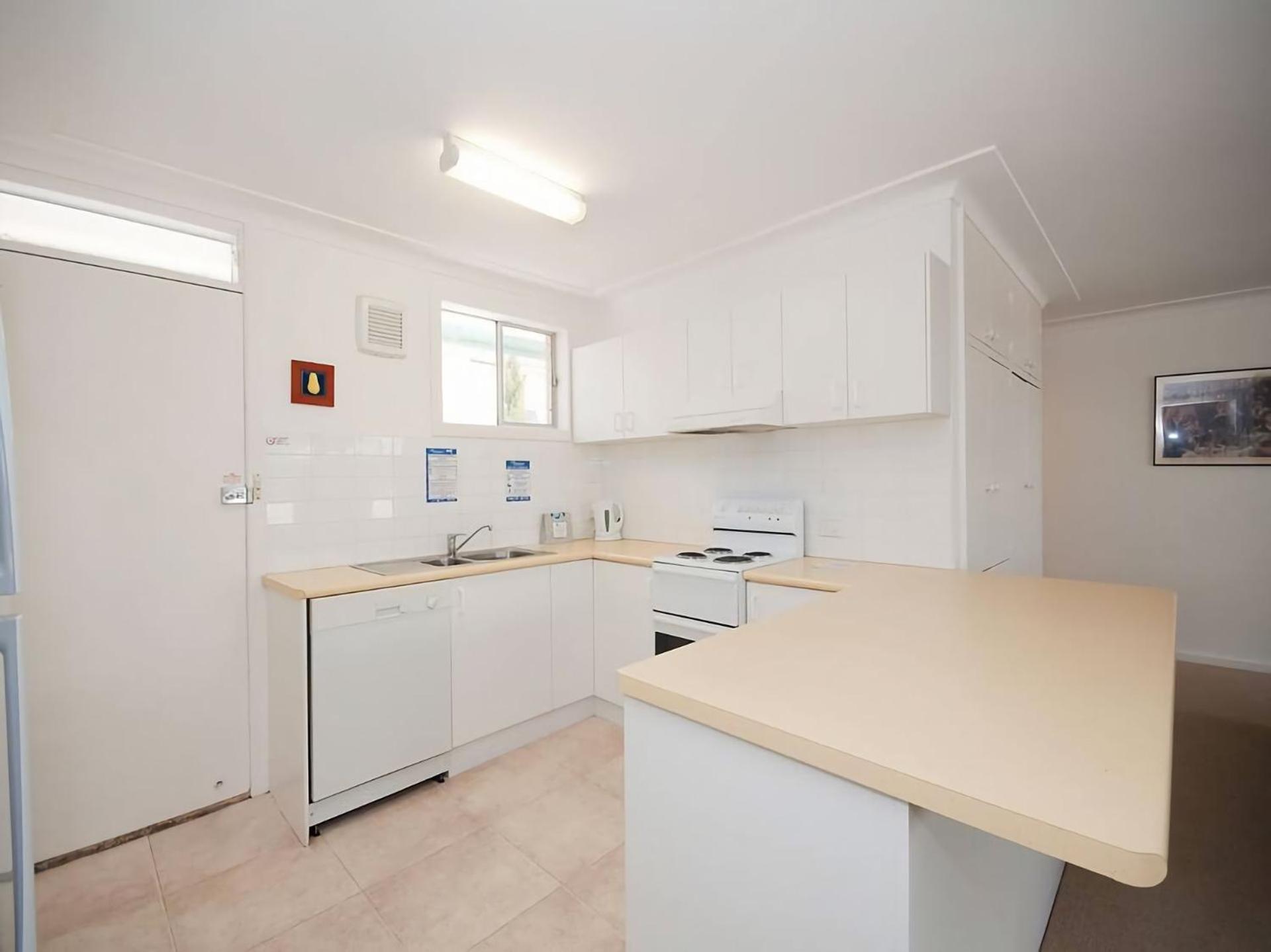 Beachside Shoal Bay Unit 5