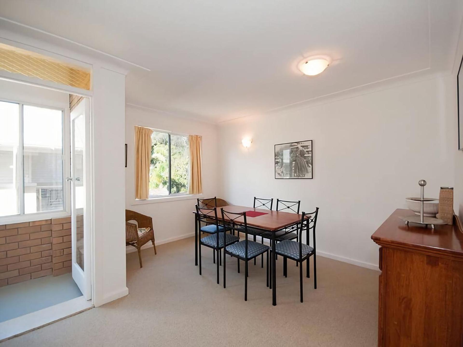 Beachside Shoal Bay Unit 5