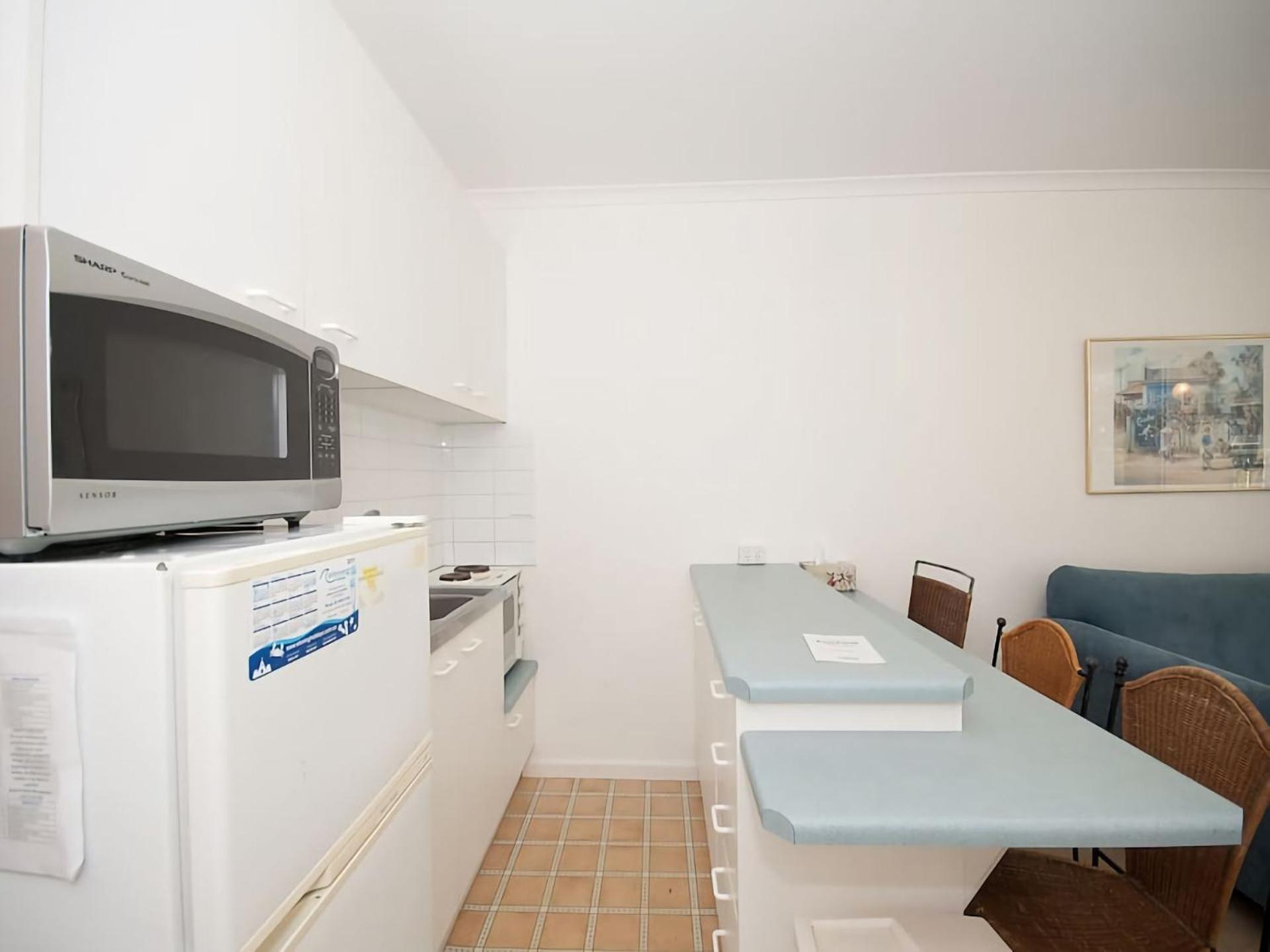Beachside Shoal Bay Unit 4