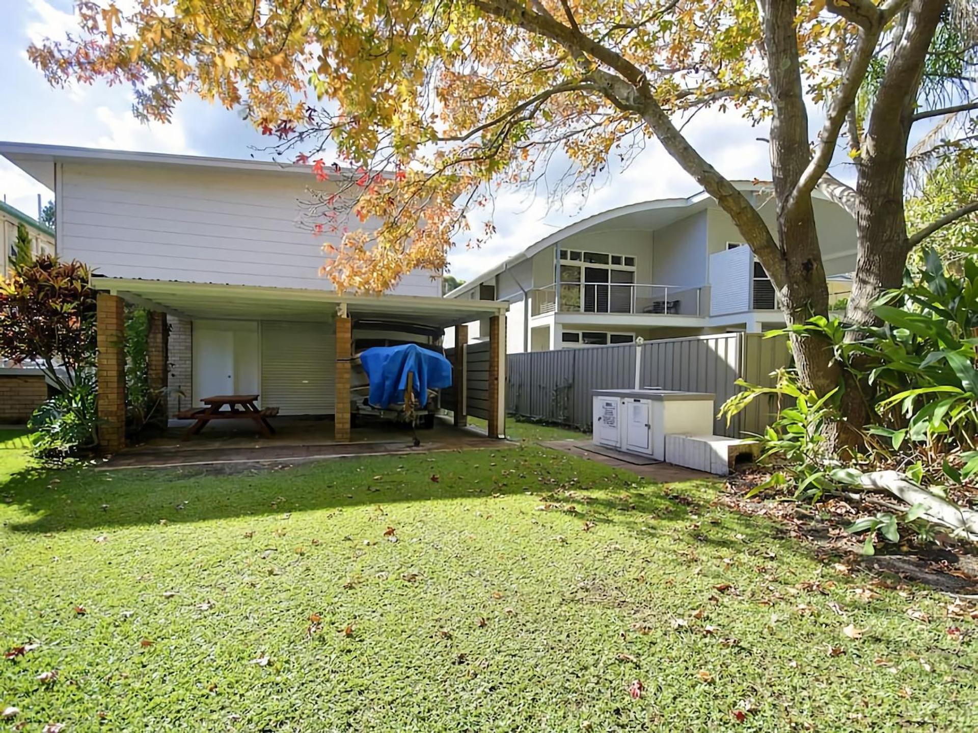 Beachside Shoal Bay Unit 4