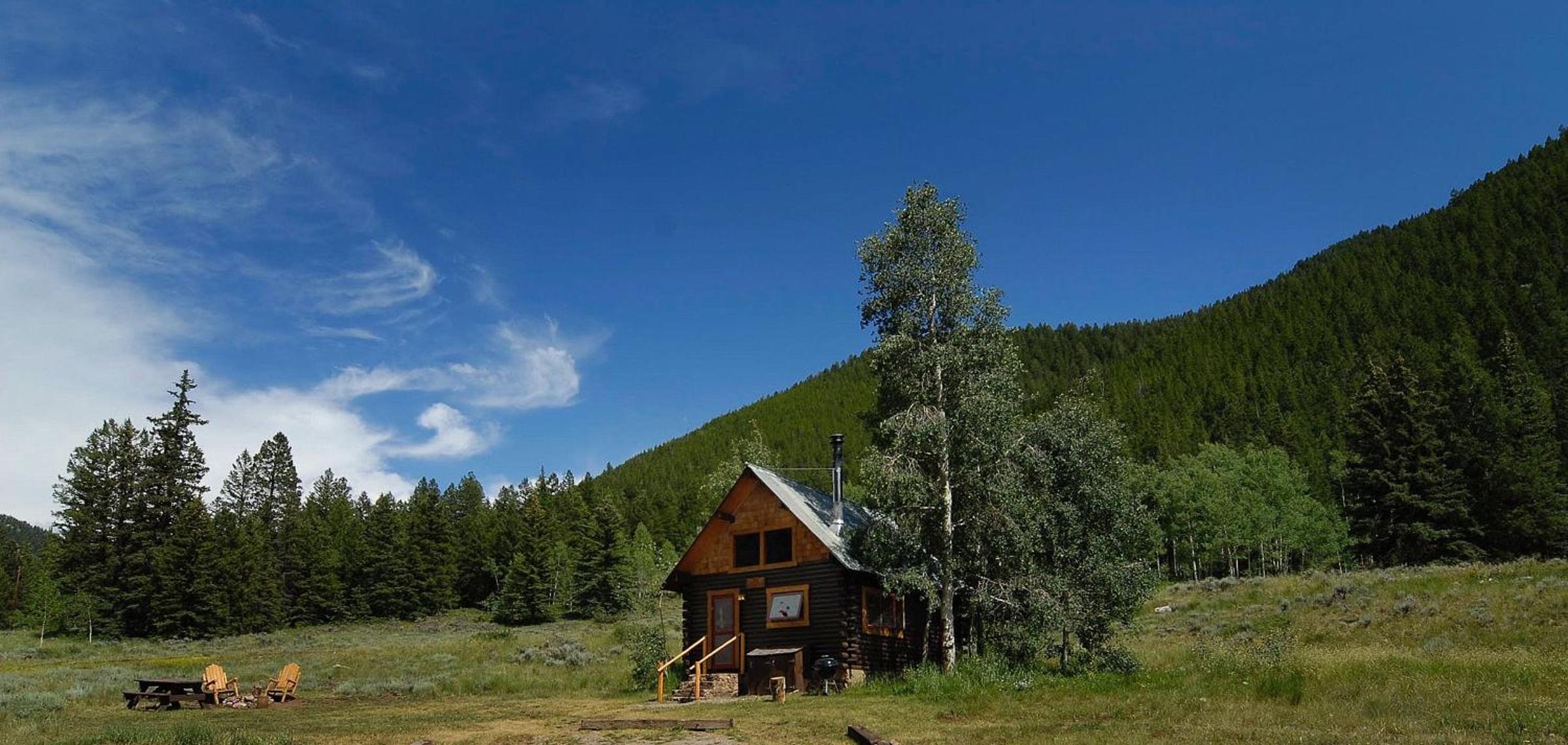Pioneer Guest Cabins