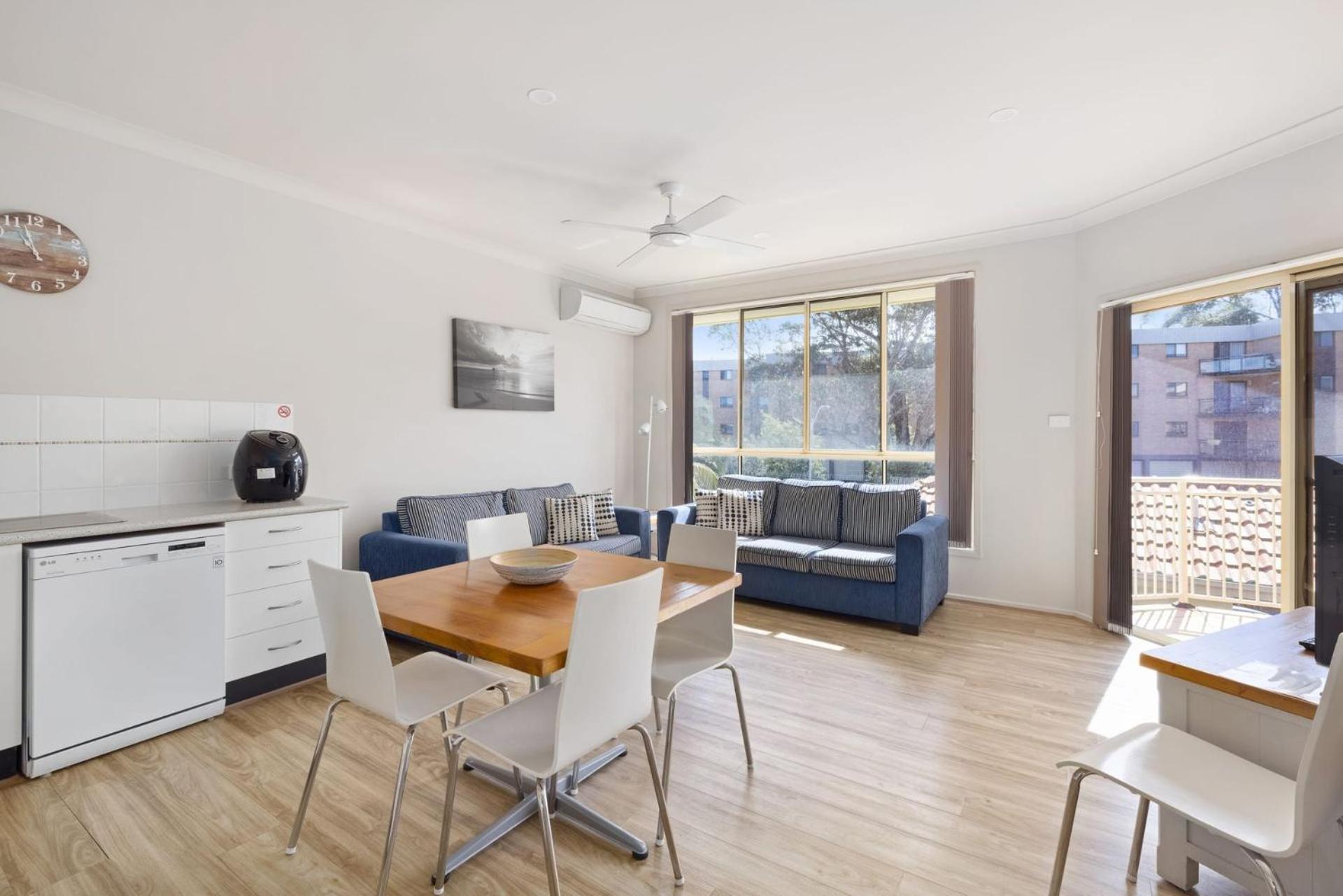 Nelson Bay Vacations - Martys Little Beach No 14 - Property Image 1