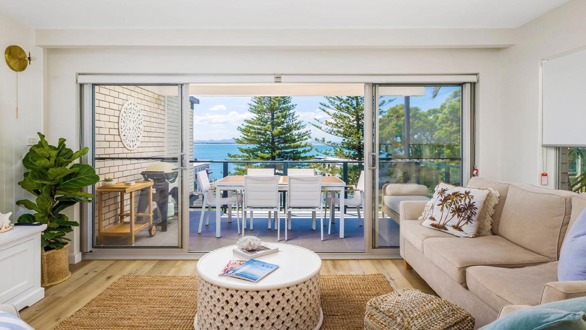 Luxury Escape Sundeck Shoal Bay