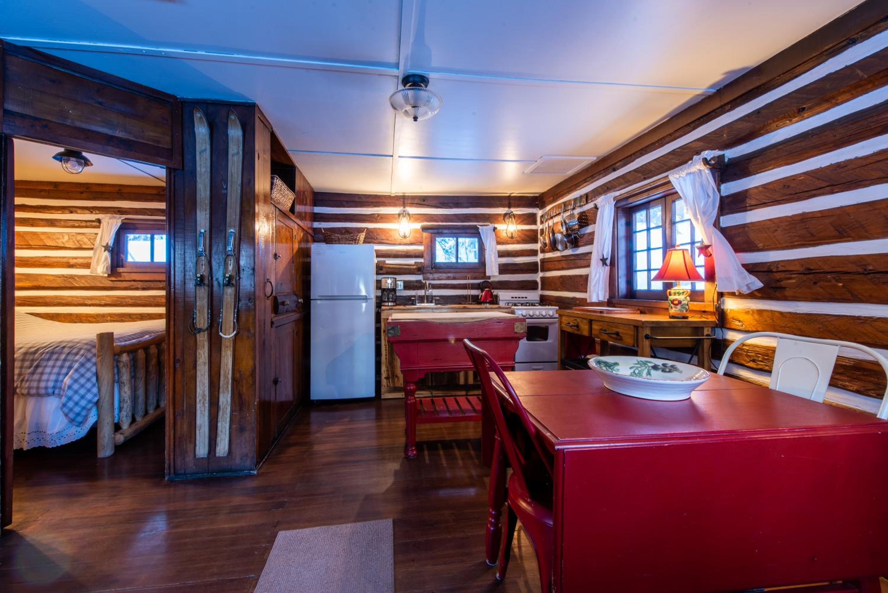 Pioneer Guest Cabins