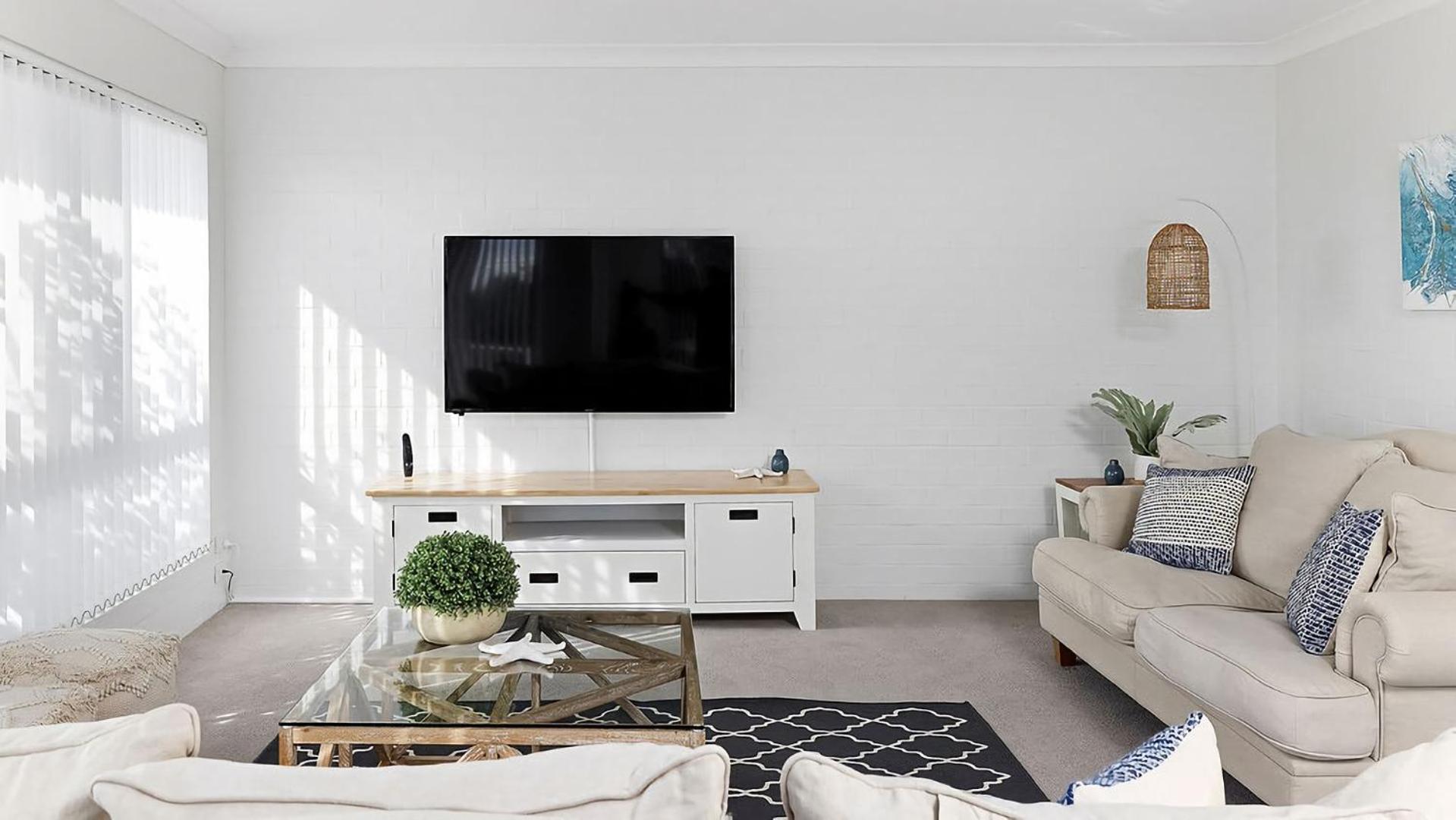 Tranquil with Harbour Views