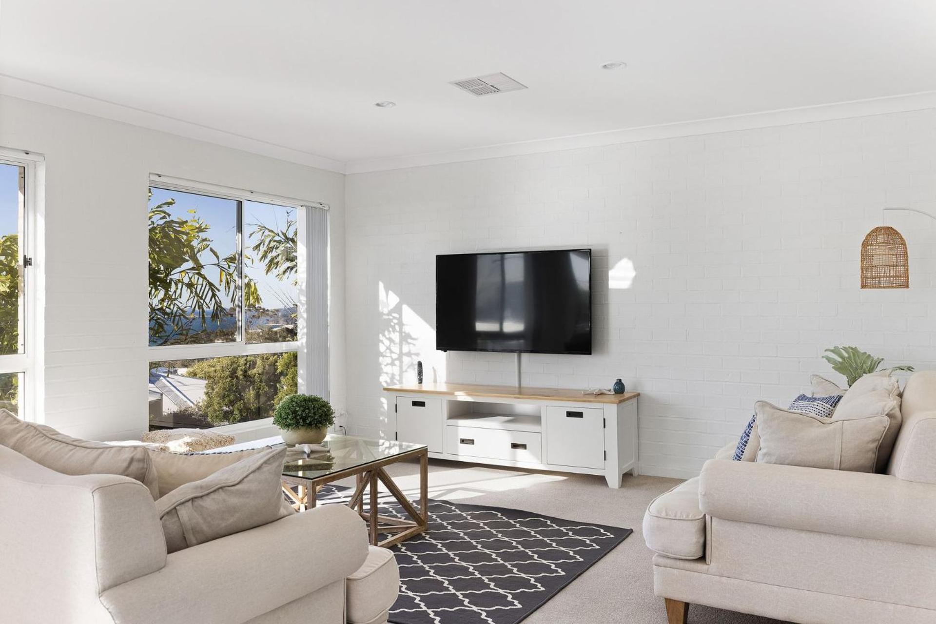 Tranquil with Harbour Views