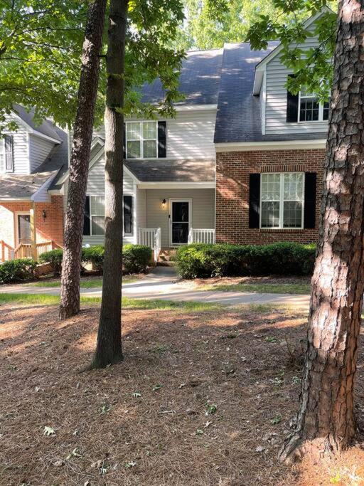 Simple Elegant Townhouse DT Raleigh NCSU