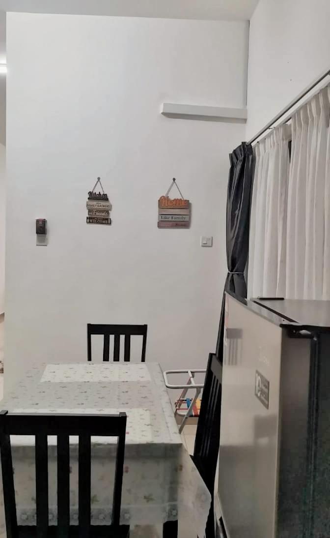 Arowana Port Dickson Homestay
