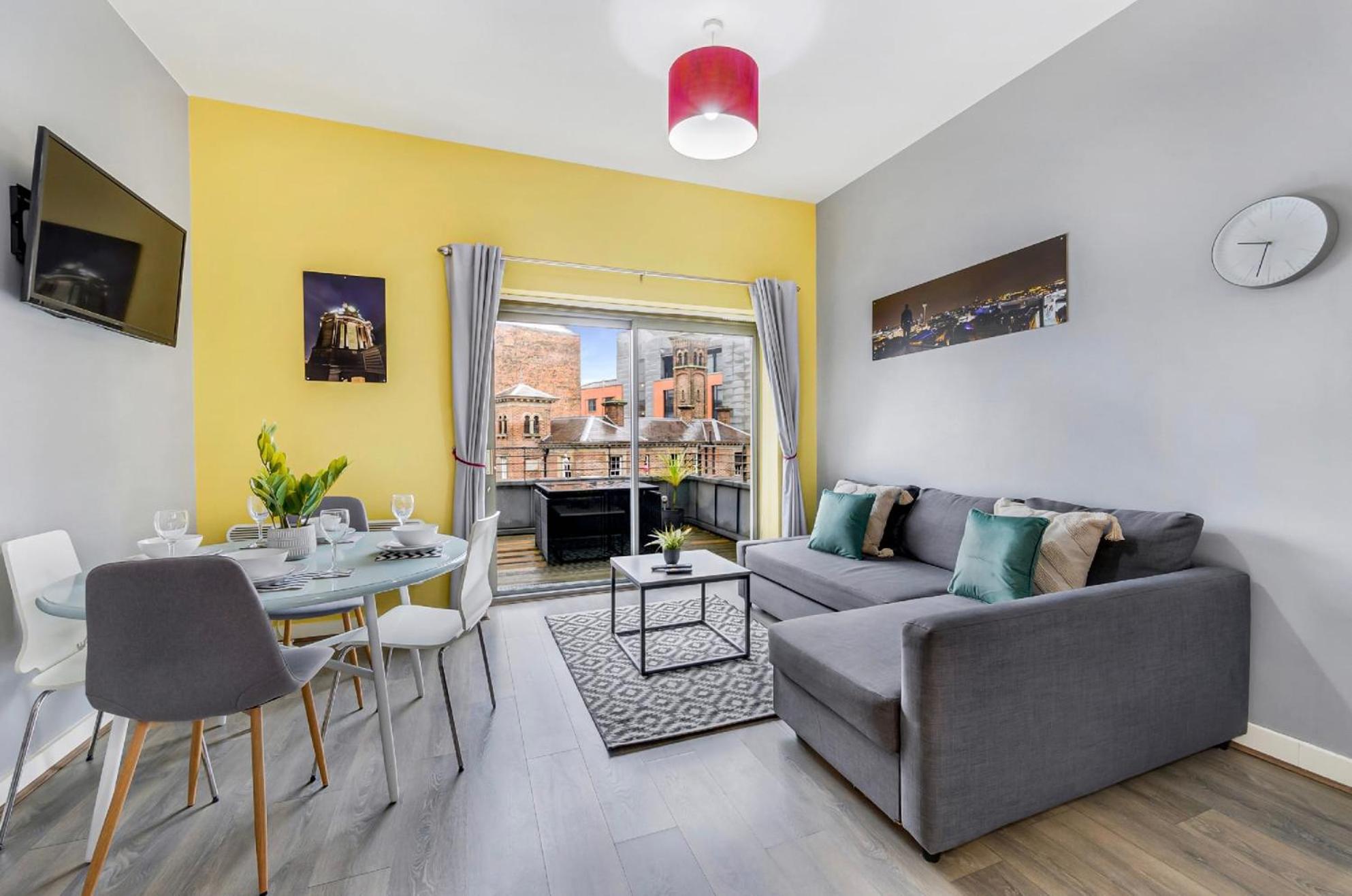 Host & Stay - Campbell Square Roof Terrace Apartment view 4