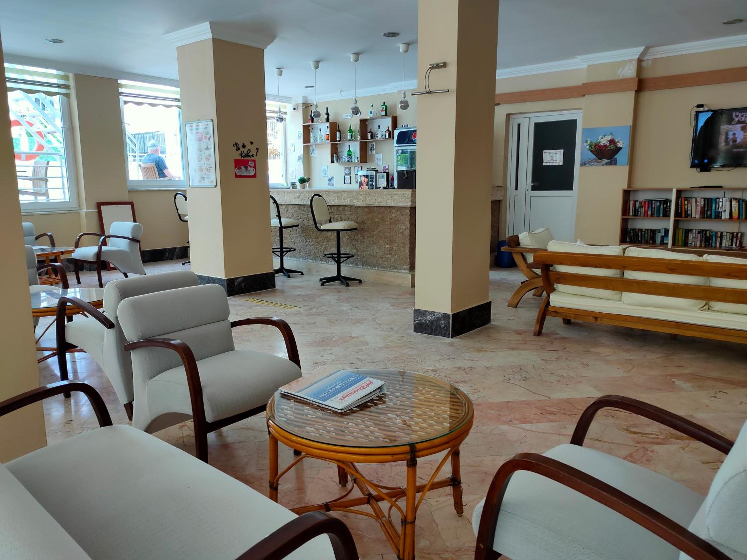 Altinersan Hotel - Image 11