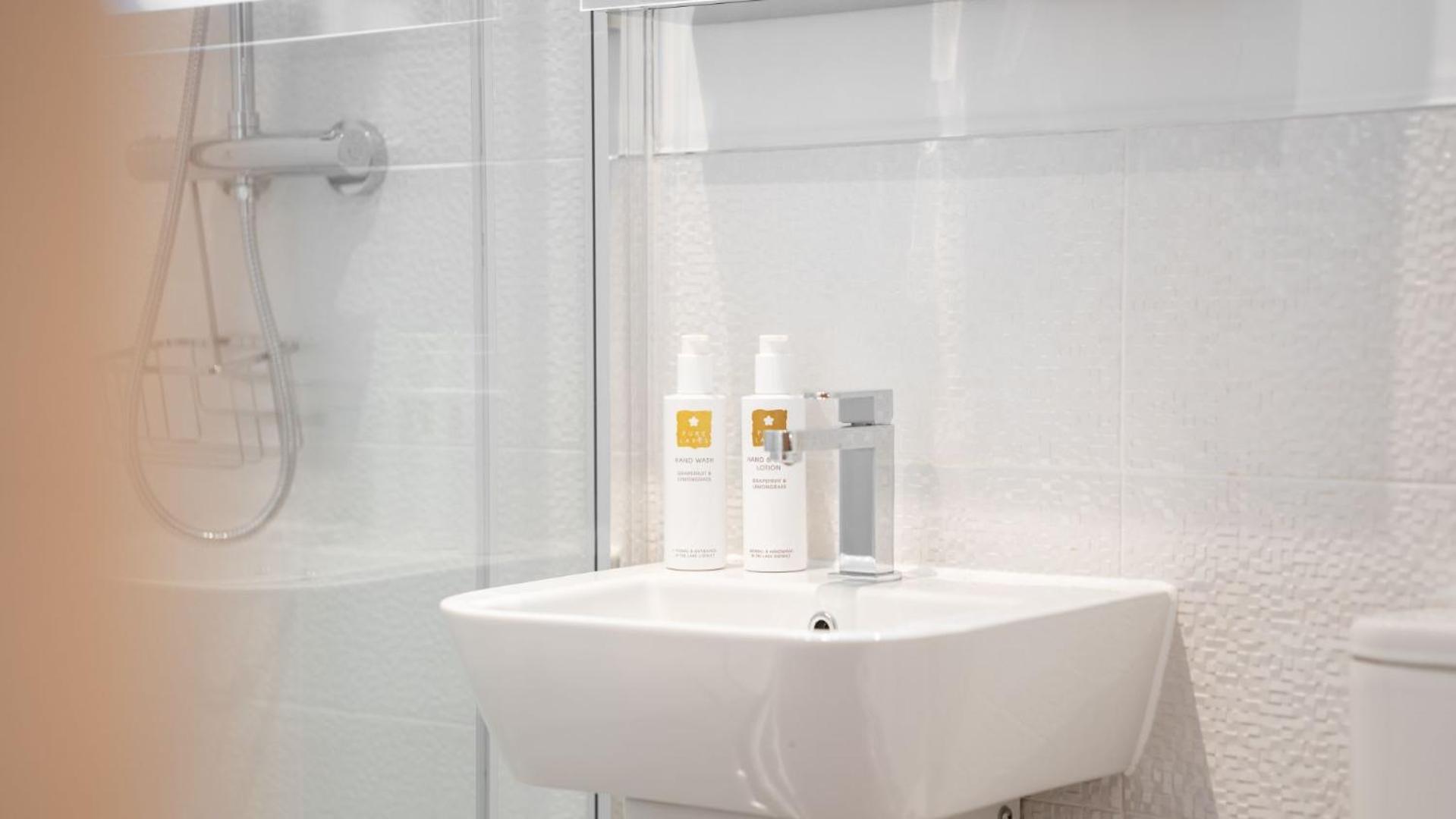 Bronte Apartment - Dales - Lakes - Kirkby Lonsdale view 2