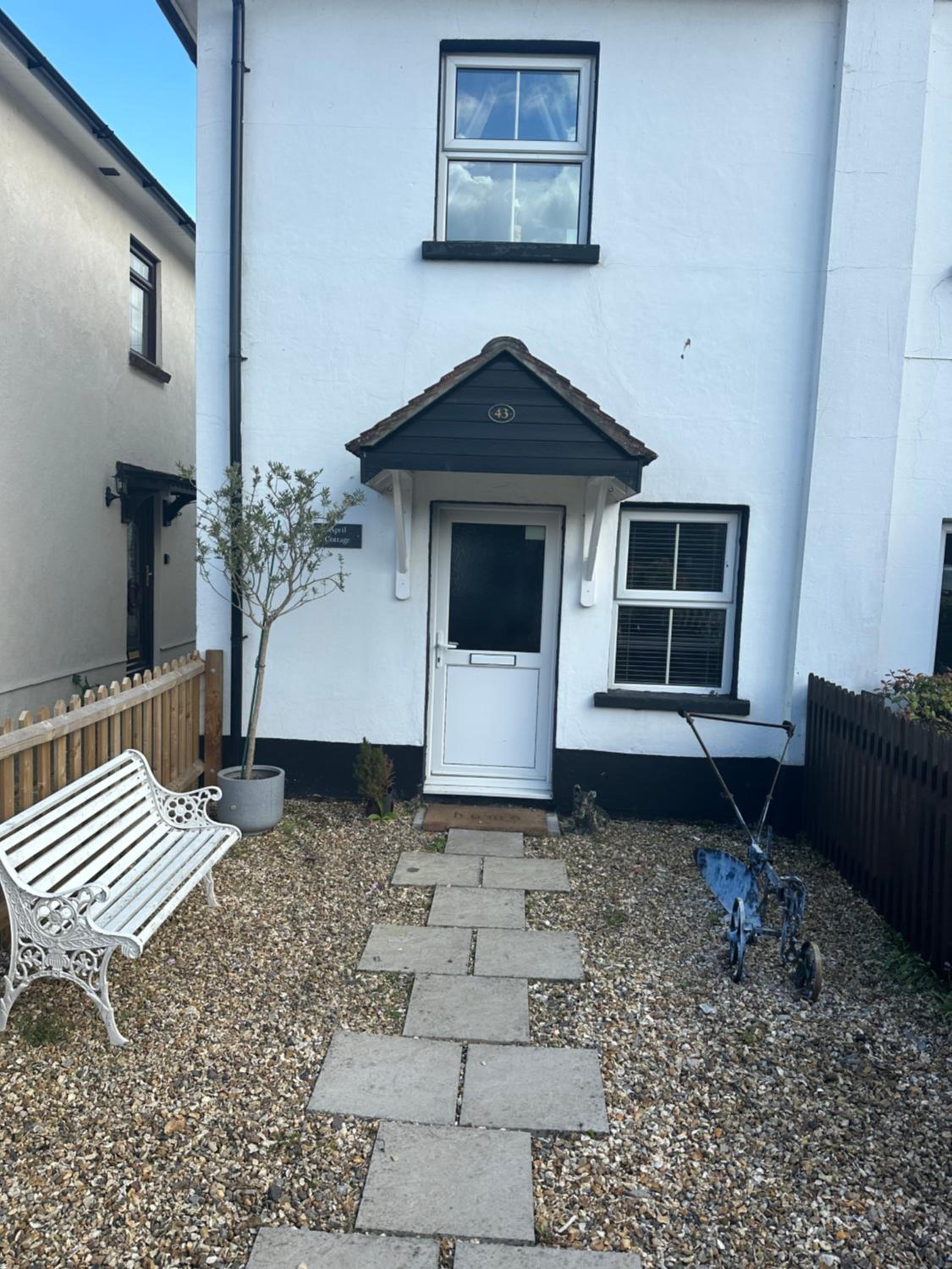 April Cottage Ringwood view 2