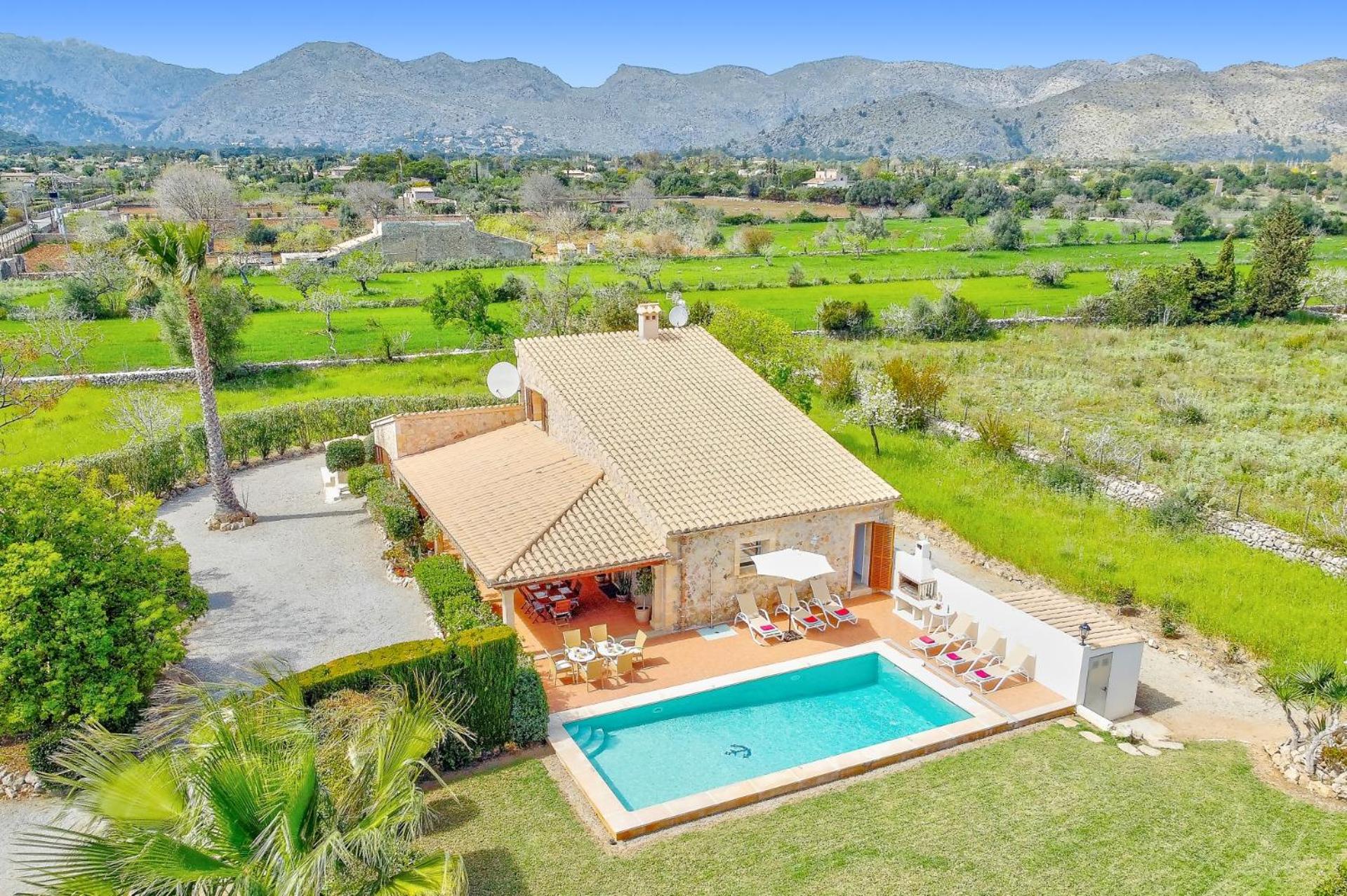 Villa Almadravet by Villa Plus