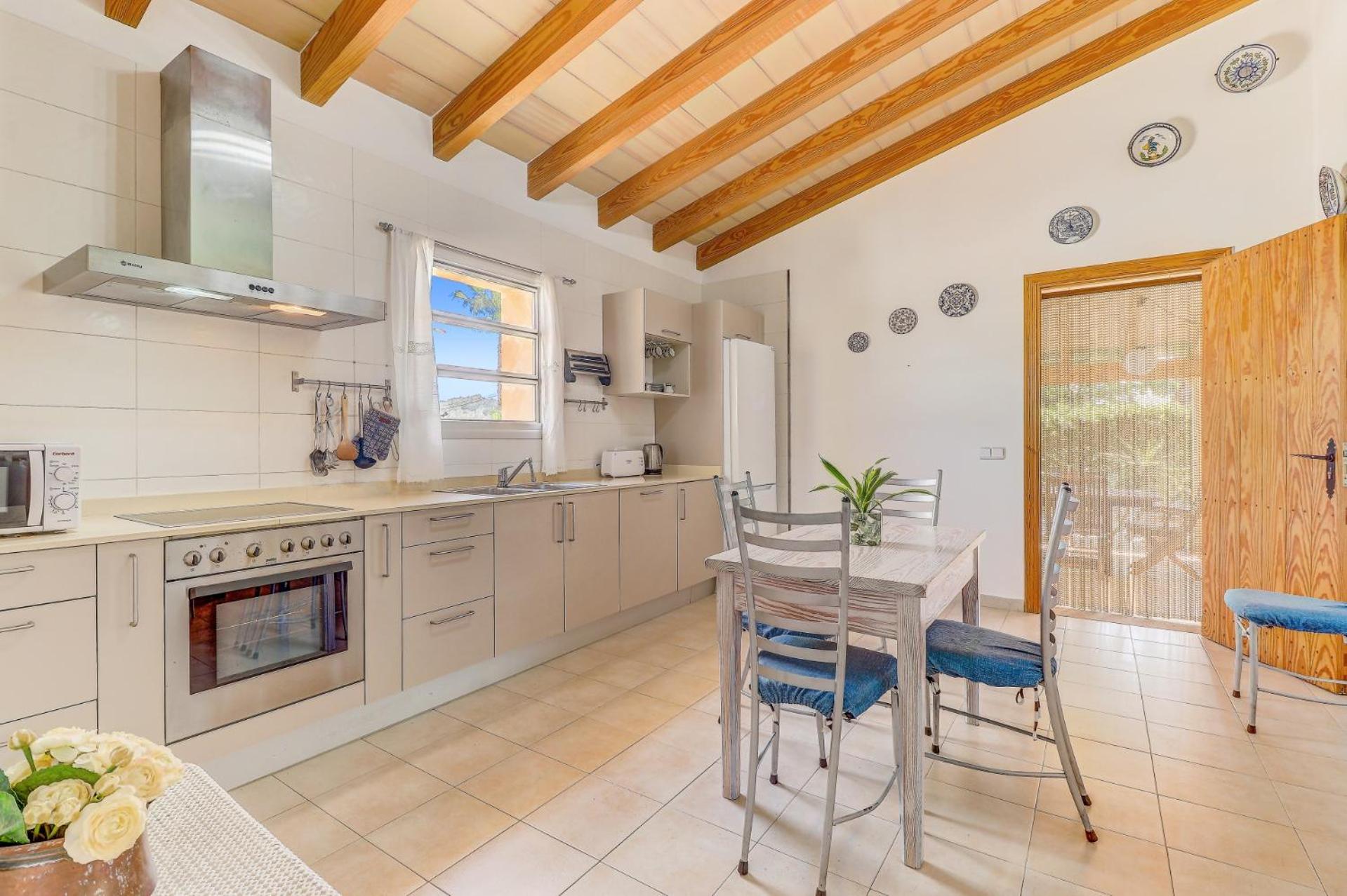 Villa Almadravet by Villa Plus