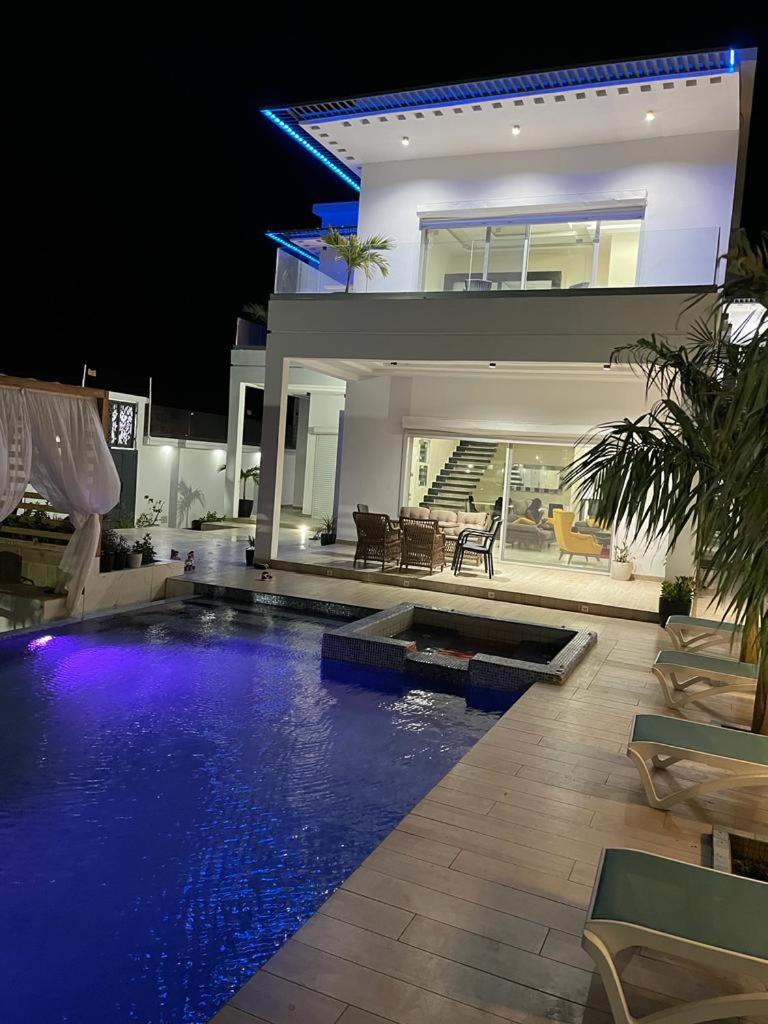Diamond House view 4