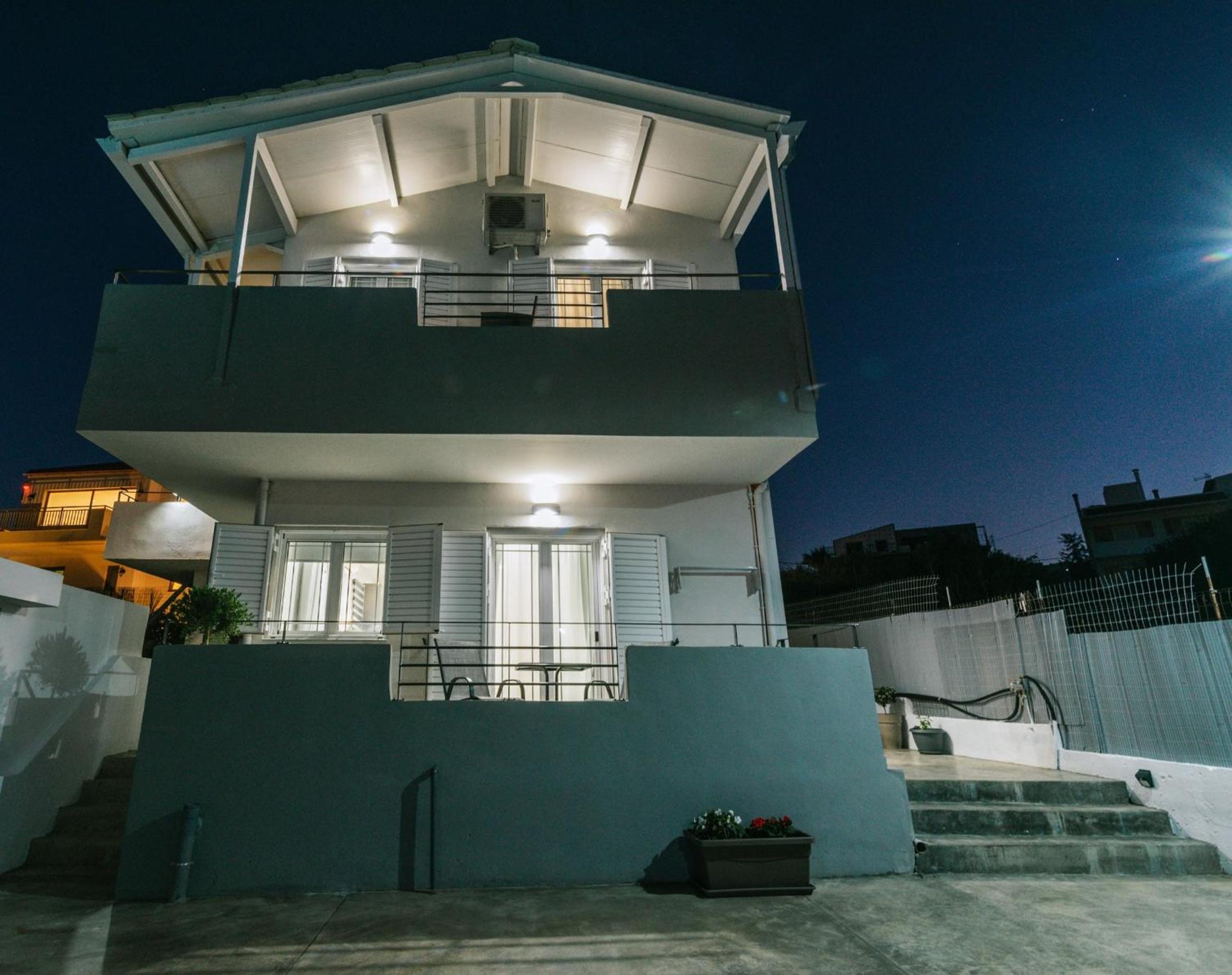 Photo 52