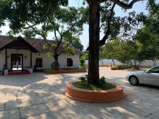 Abaamtharavadu