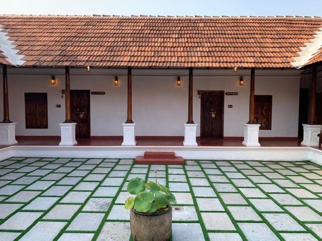 Abaamtharavadu