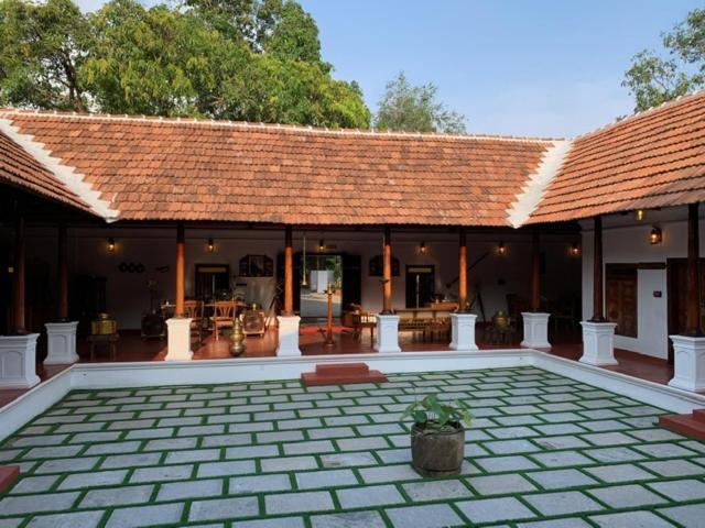 Abaamtharavadu
