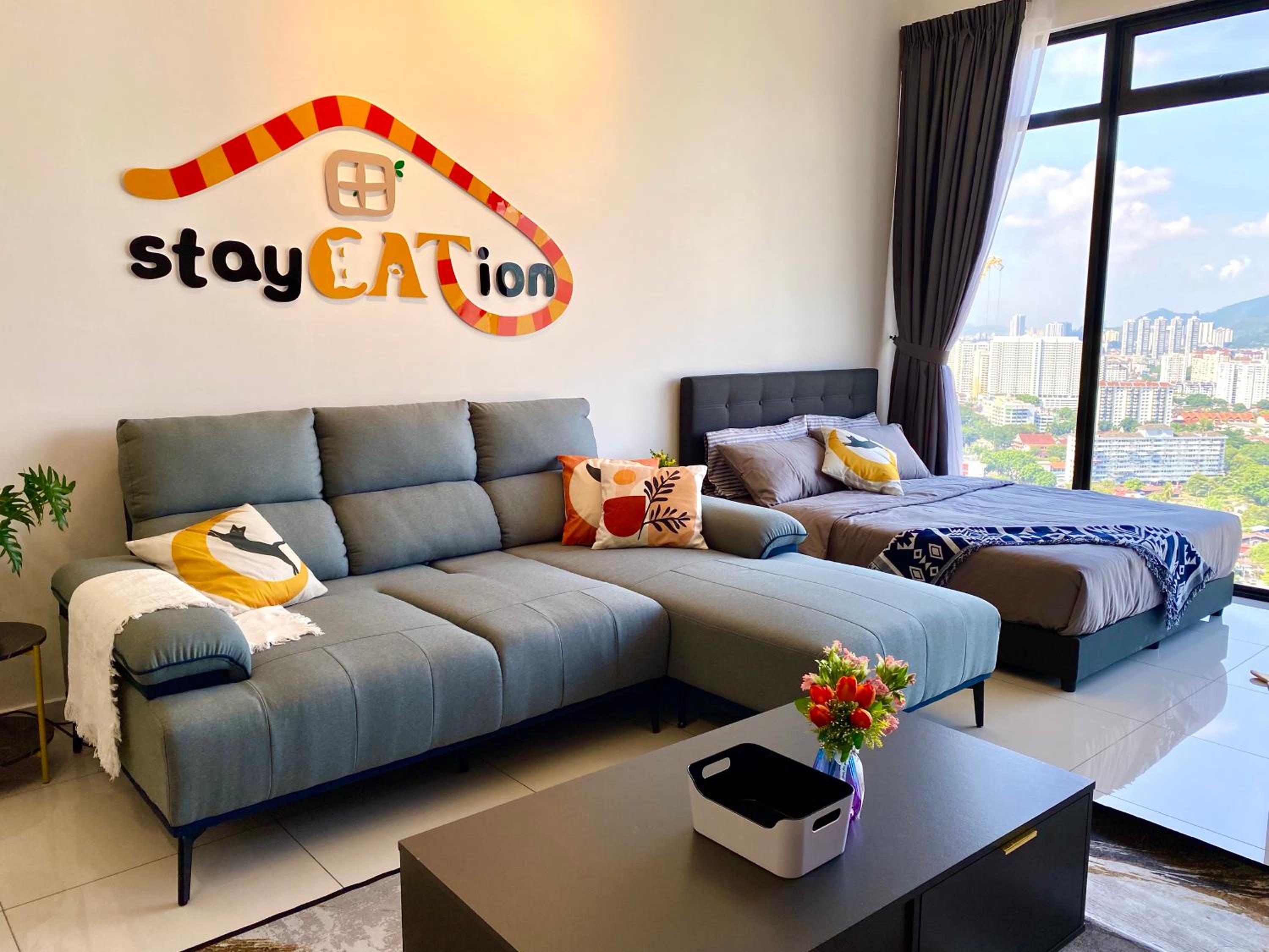Beacon Executive Suite by stayCATion Homestay photo 3